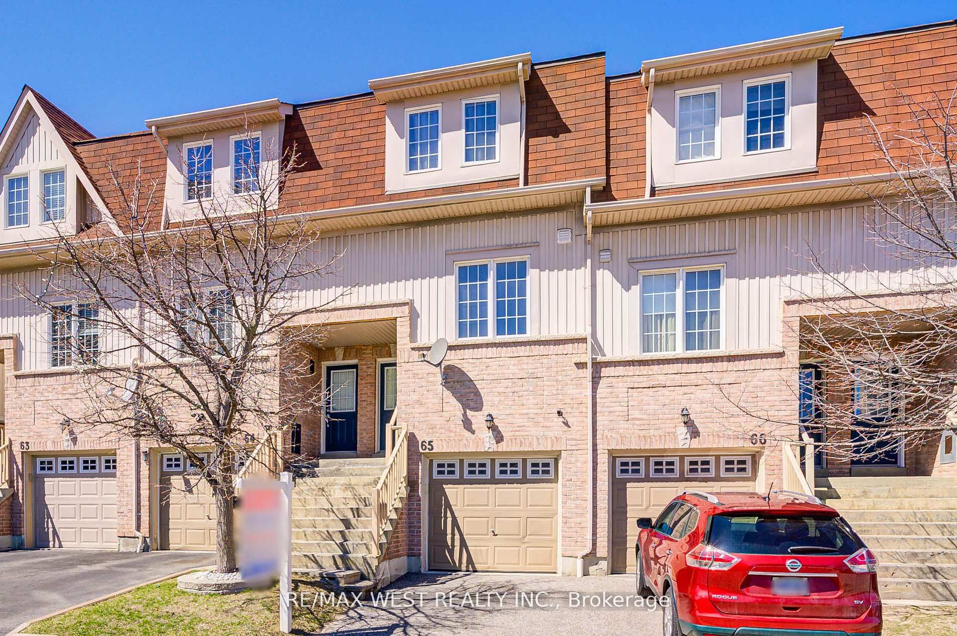 #65 - 735 Sheppard Avenue Property Photo 2