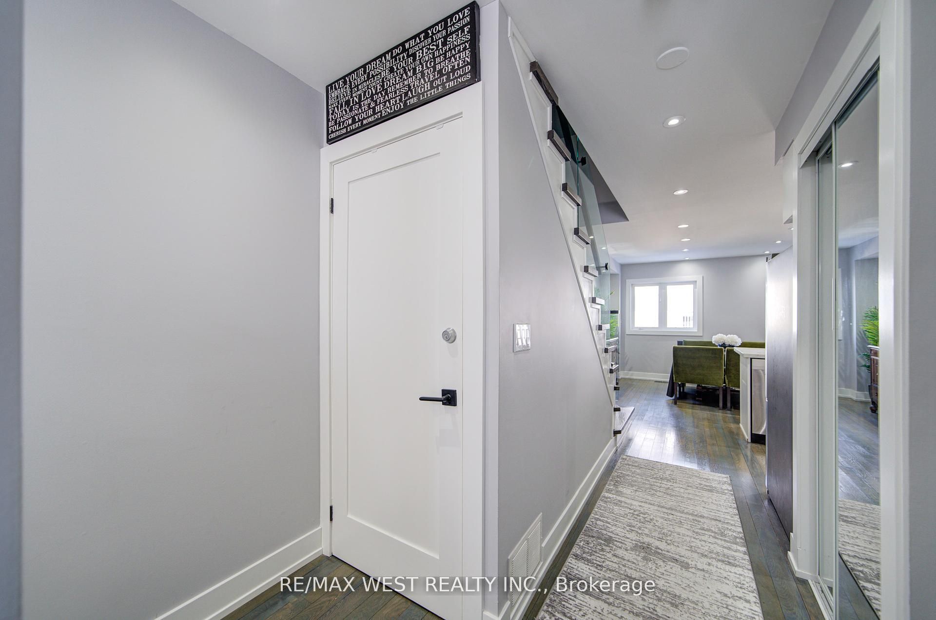 #65 - 735 Sheppard Avenue Property Photo 16