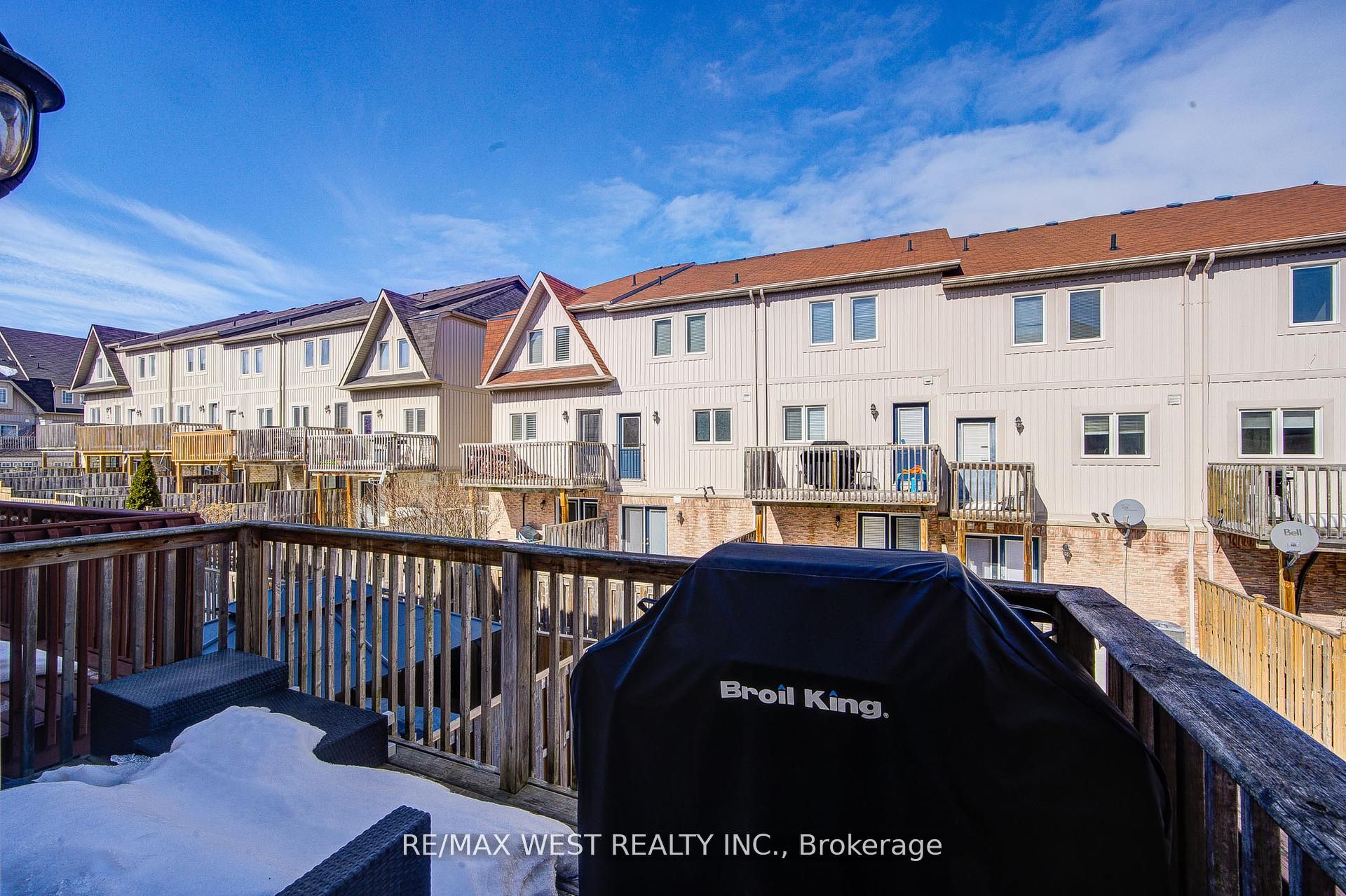 #65 - 735 Sheppard Avenue Property Photo 28