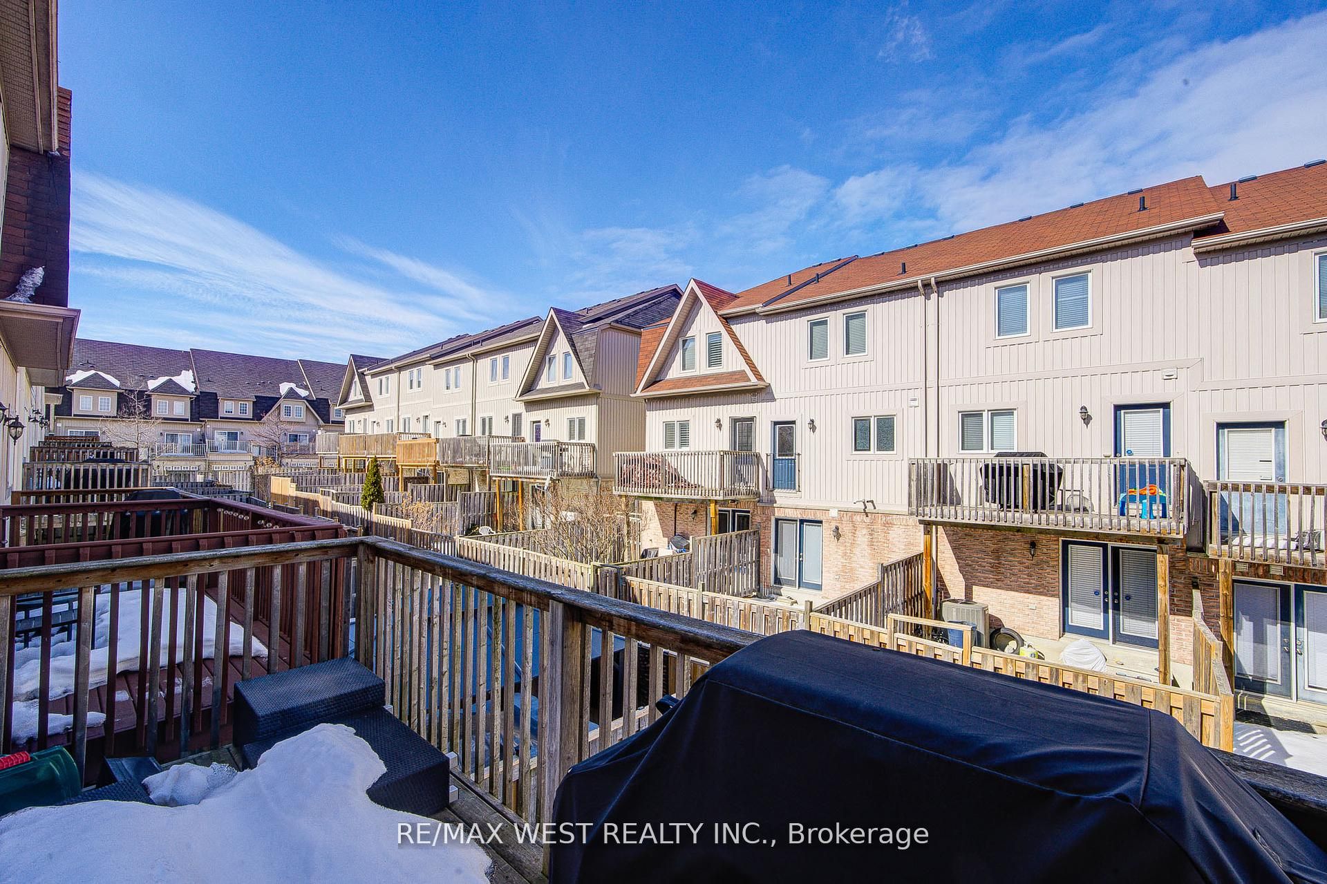 #65 - 735 Sheppard Avenue Property Photo 29