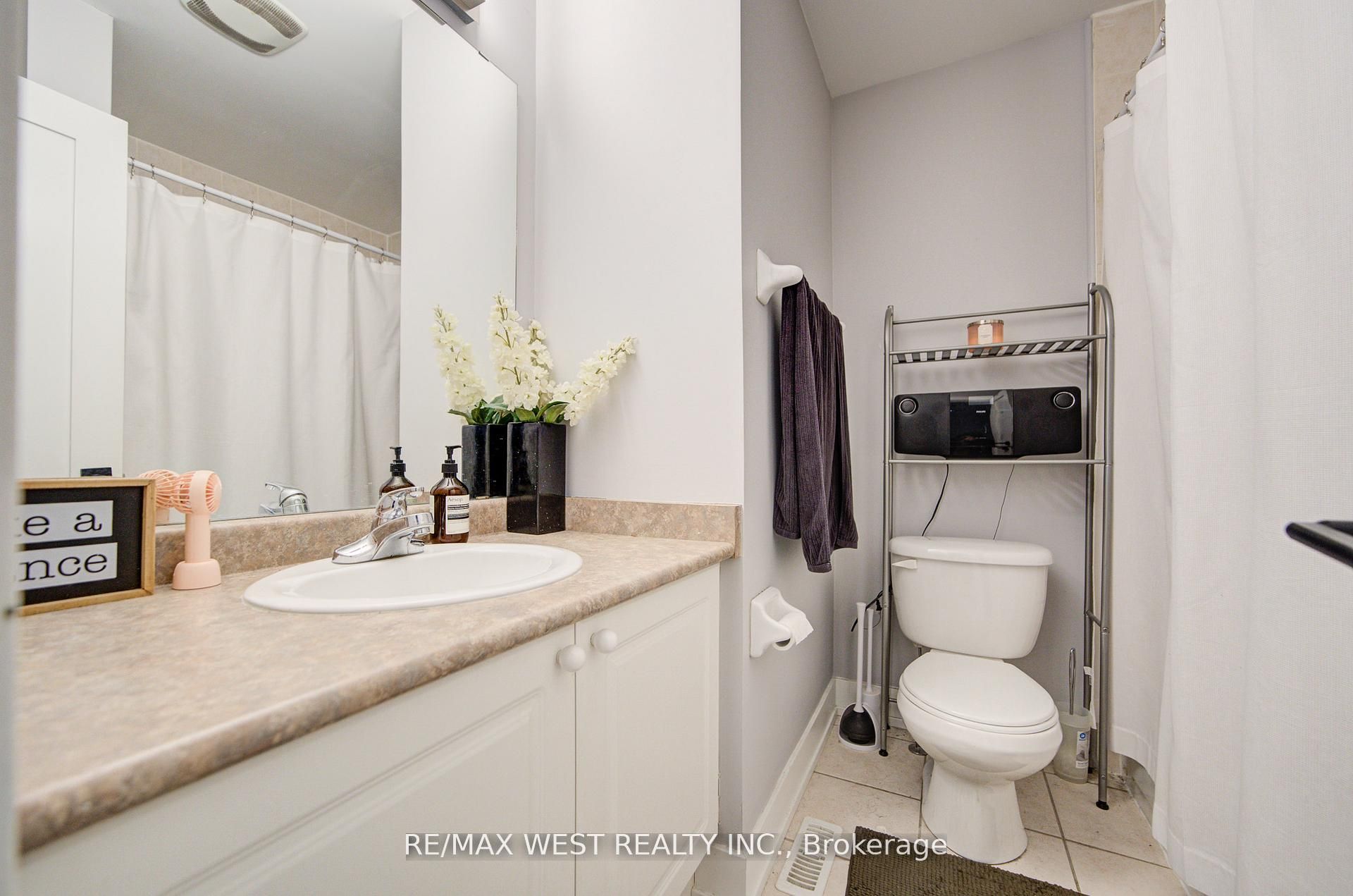 #65 - 735 Sheppard Avenue Property Photo 31