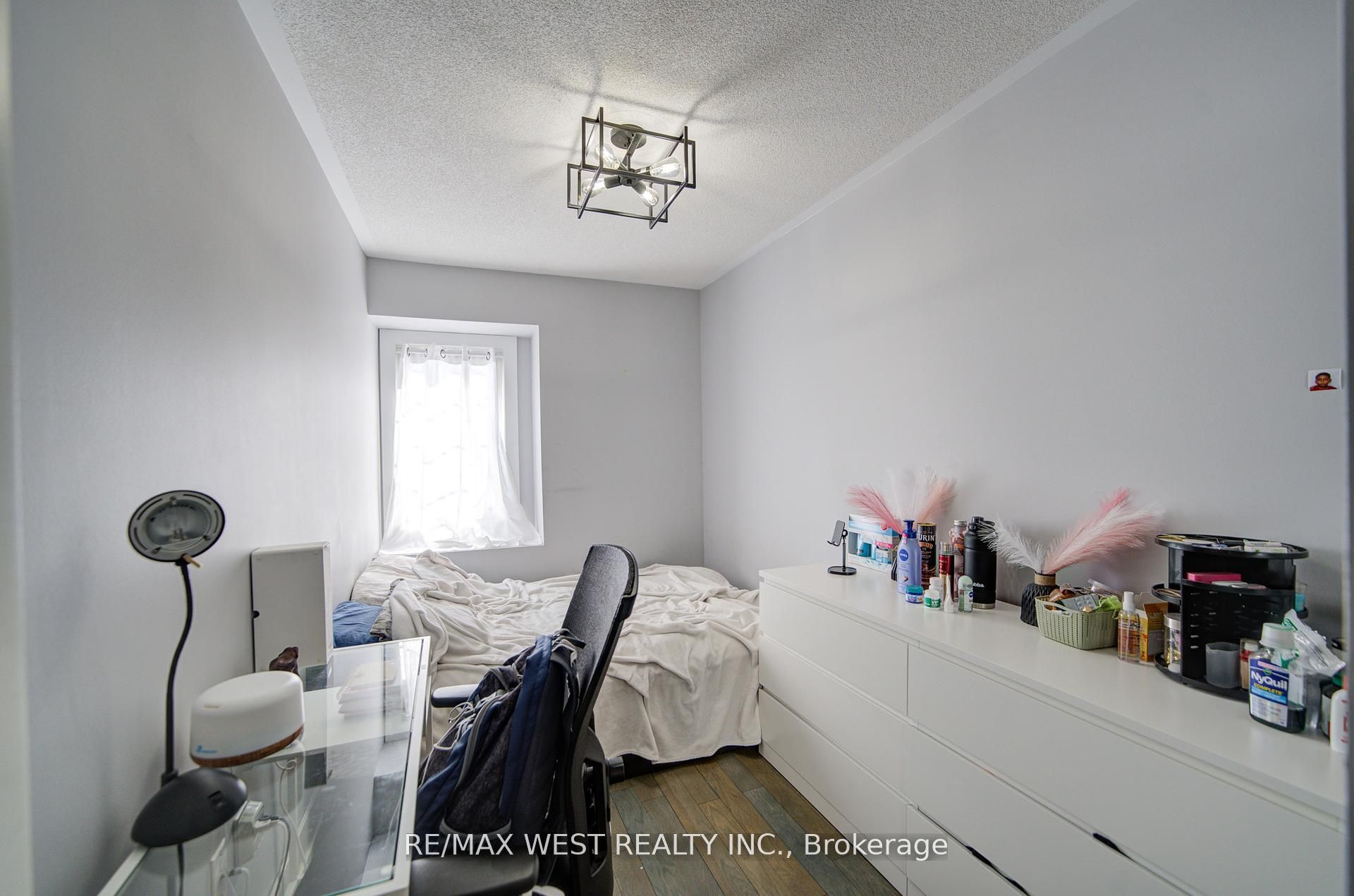 #65 - 735 Sheppard Avenue Property Photo 33