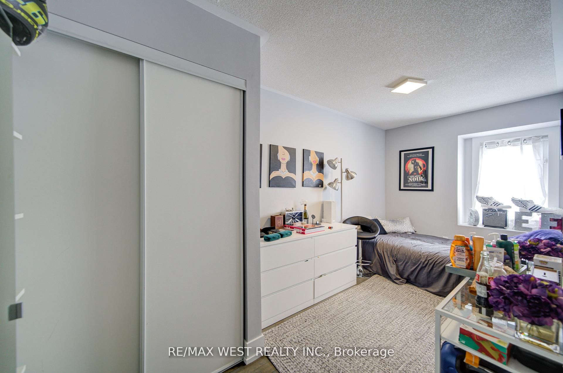#65 - 735 Sheppard Avenue Property Photo 35