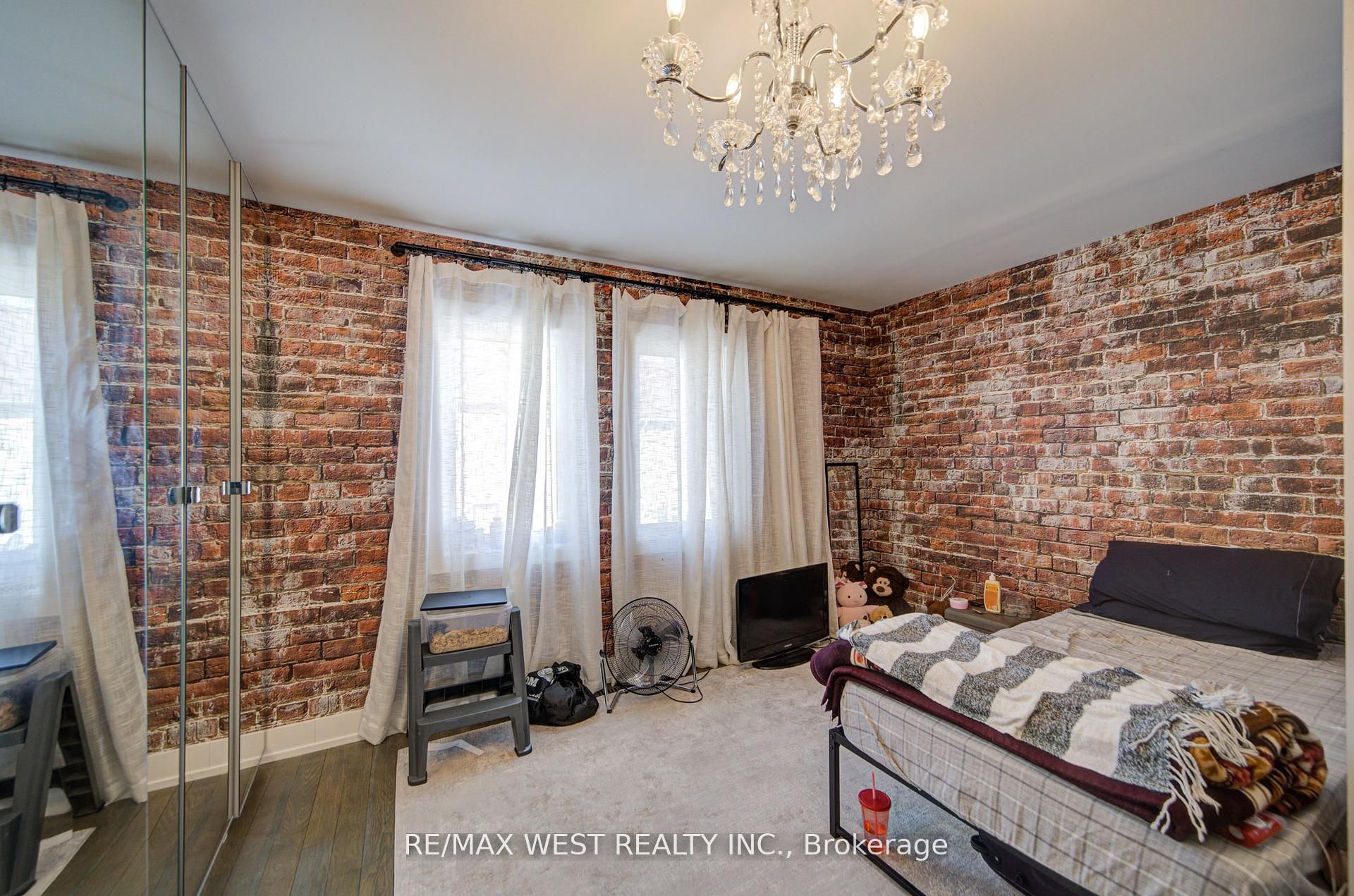 #65 - 735 Sheppard Avenue Property Photo 38