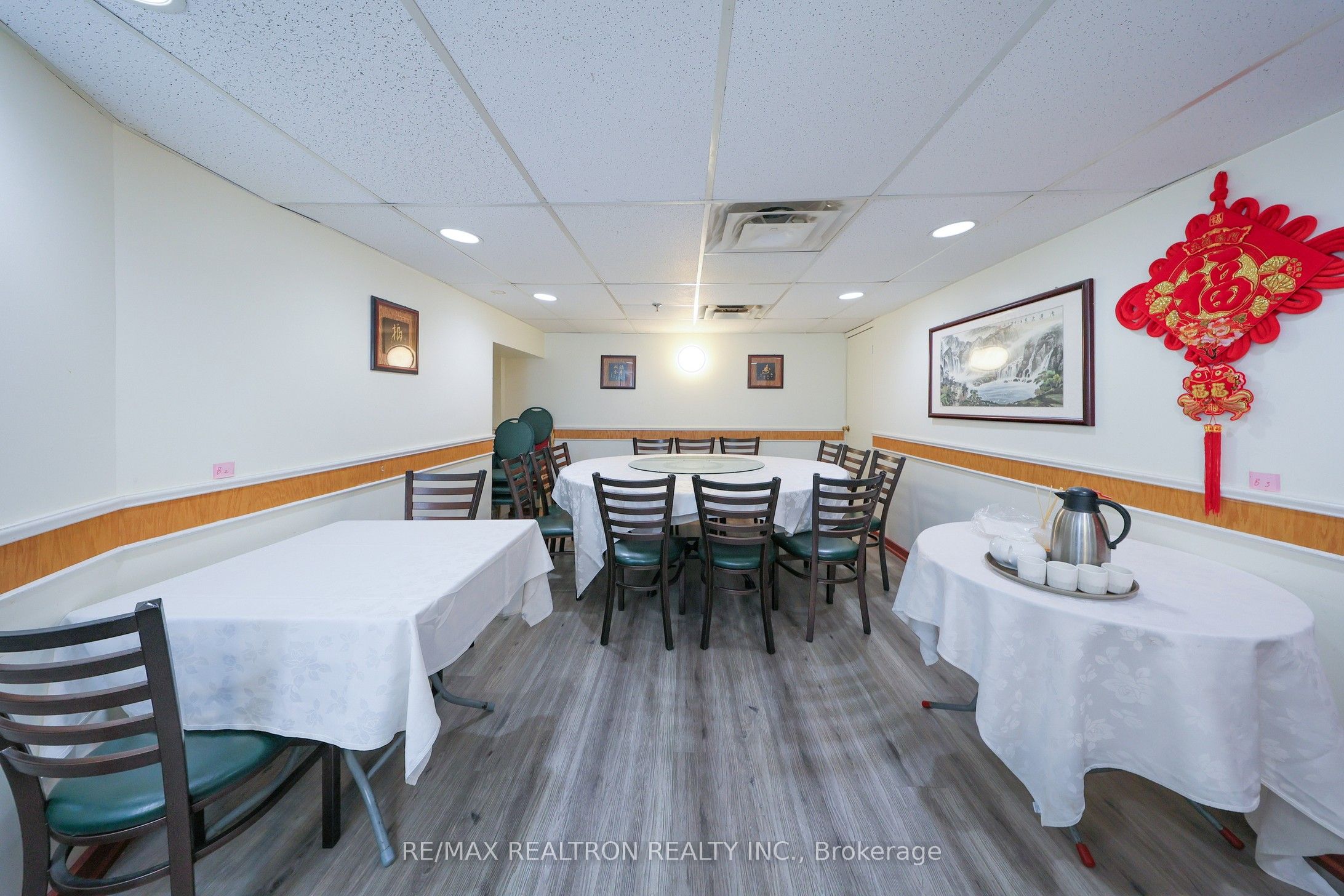 4227 Sheppard Avenue E 2& 3 Property Photo 7