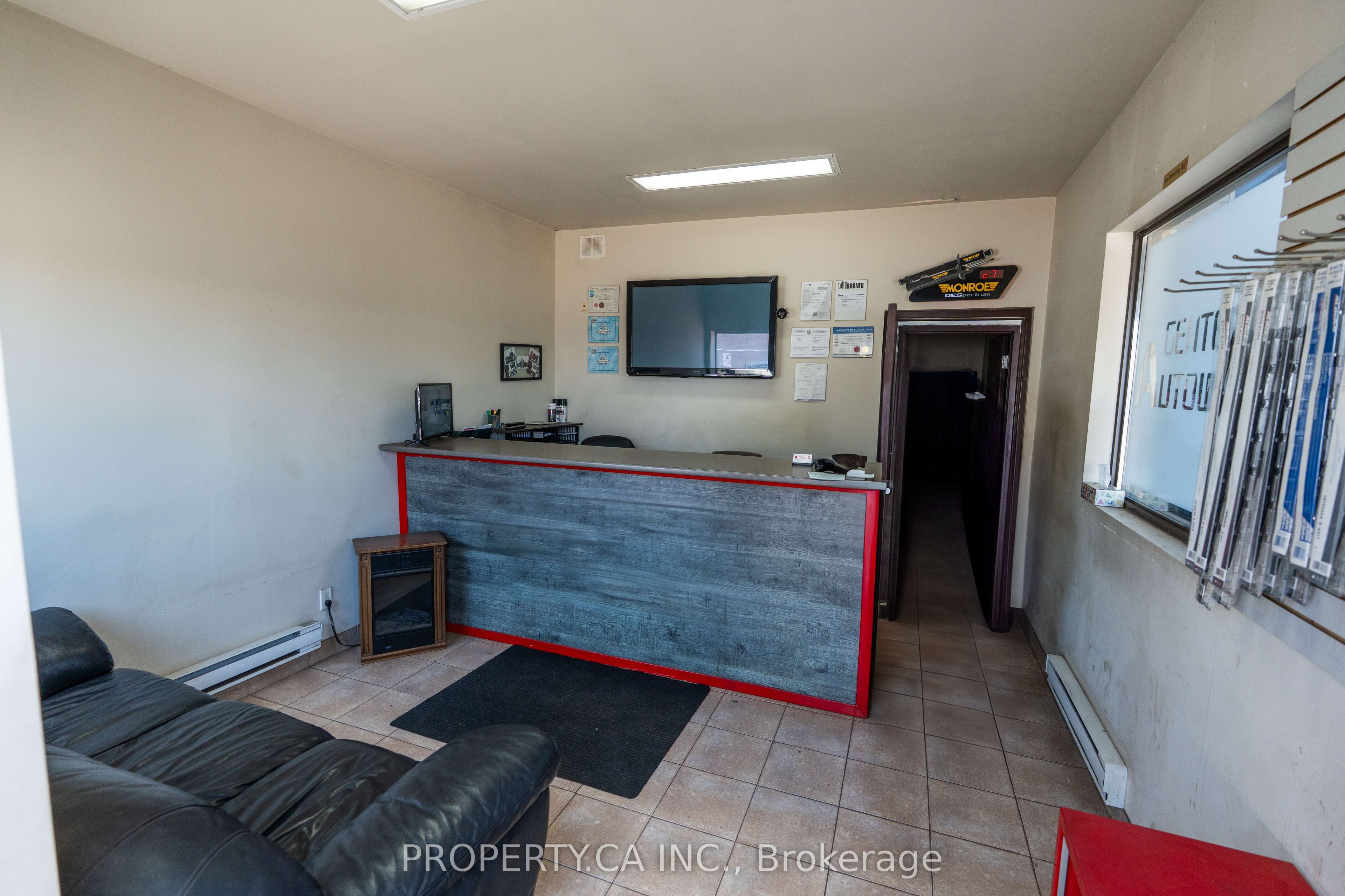 20 Sherry Road Property Photo 9