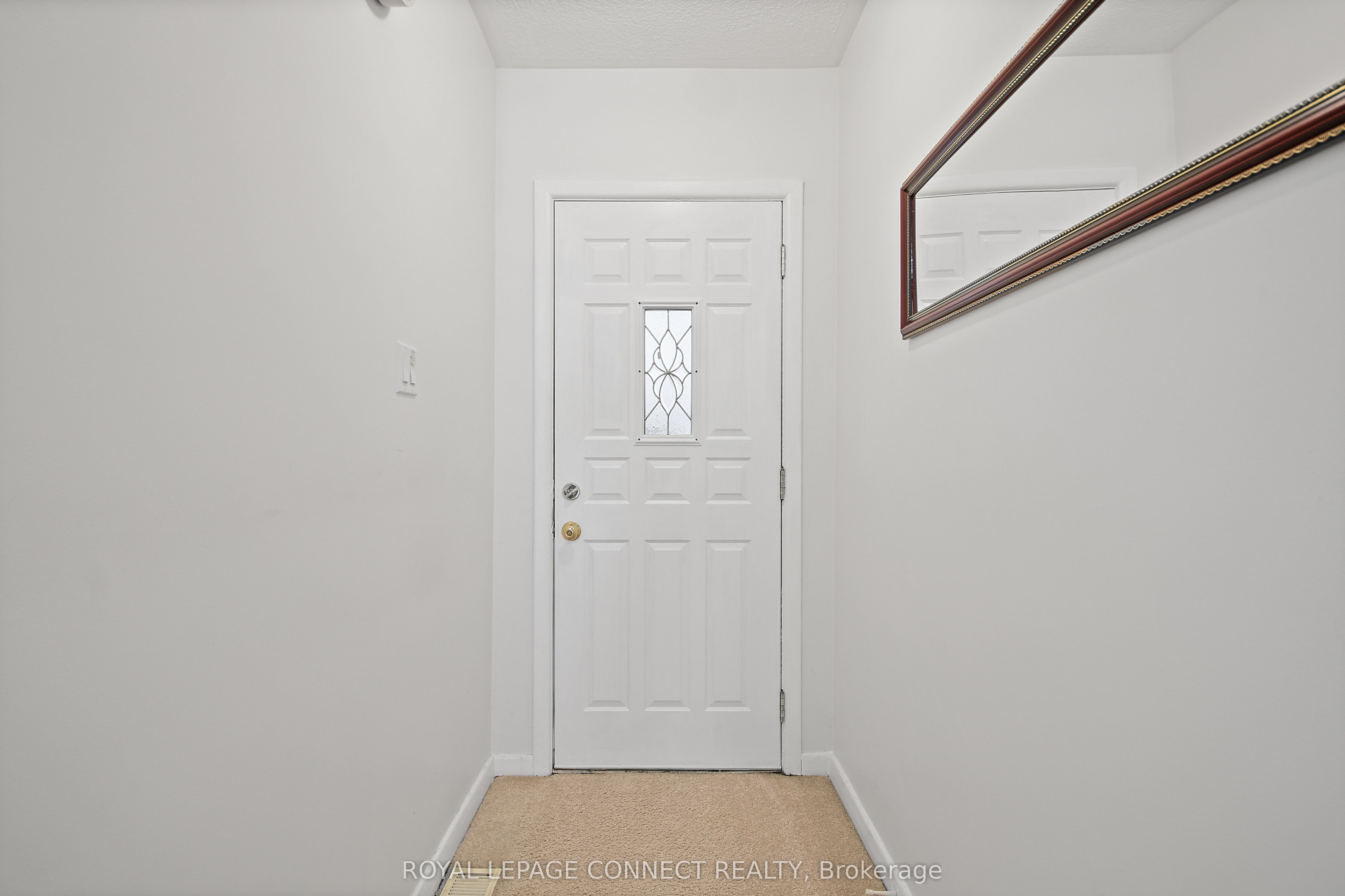 4 Sundance Crescent Property Photo 4