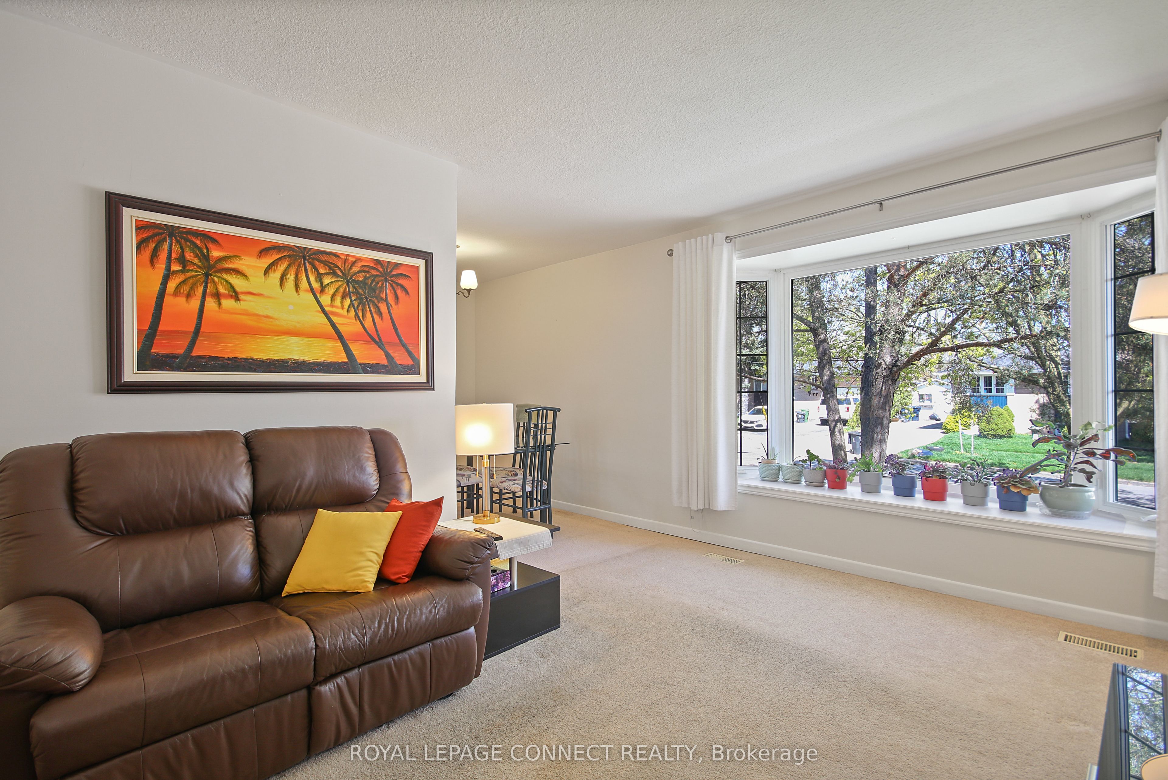 4 Sundance Crescent Property Photo 6