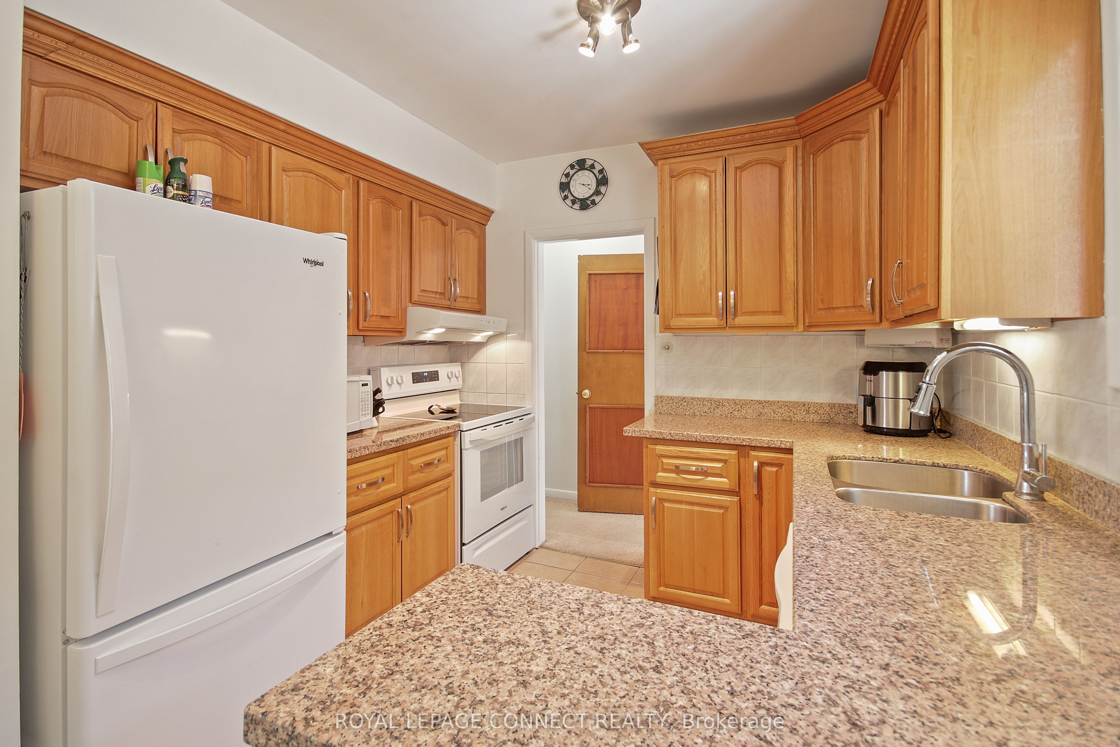 4 Sundance Crescent Property Photo 11