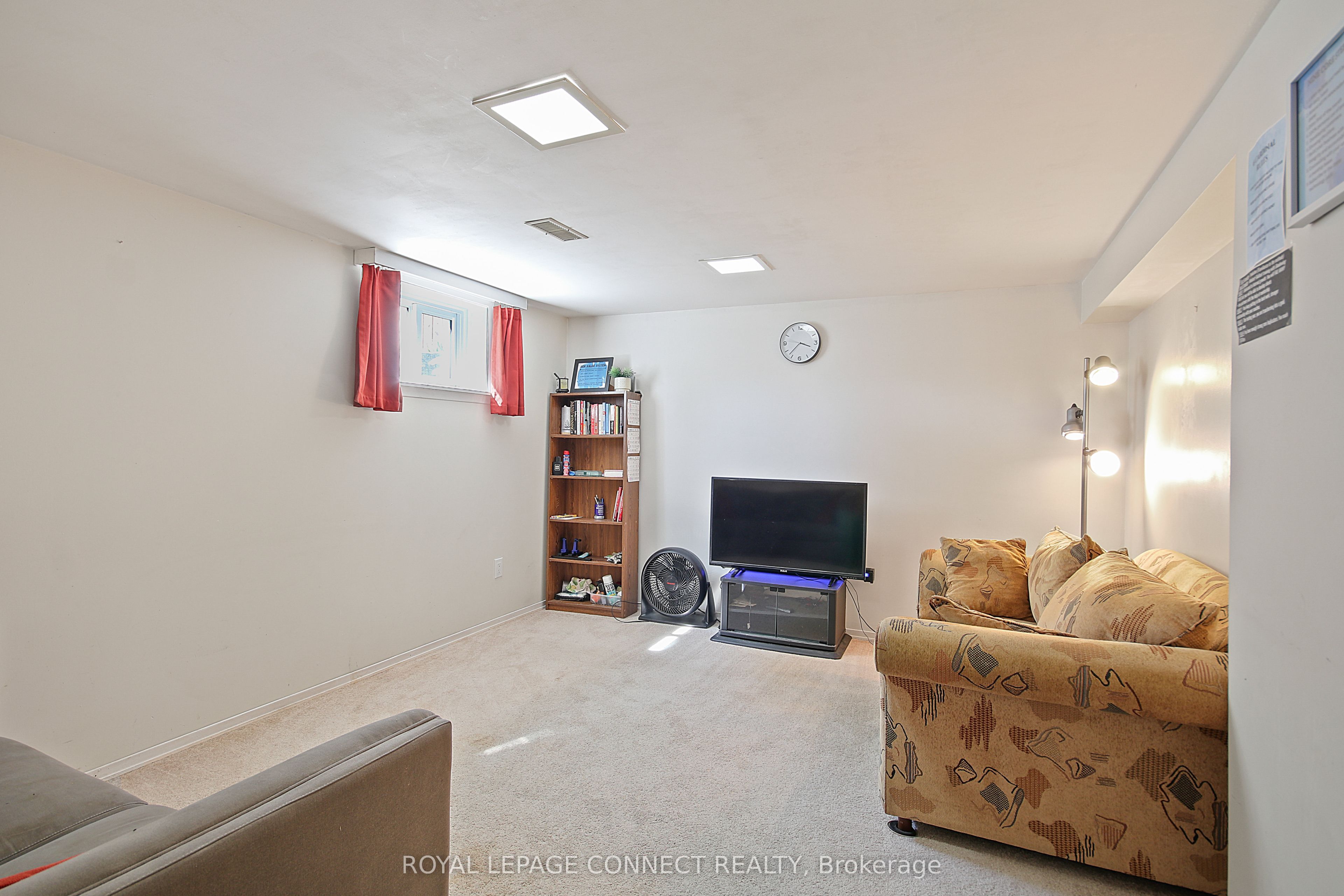 4 Sundance Crescent Property Photo 33
