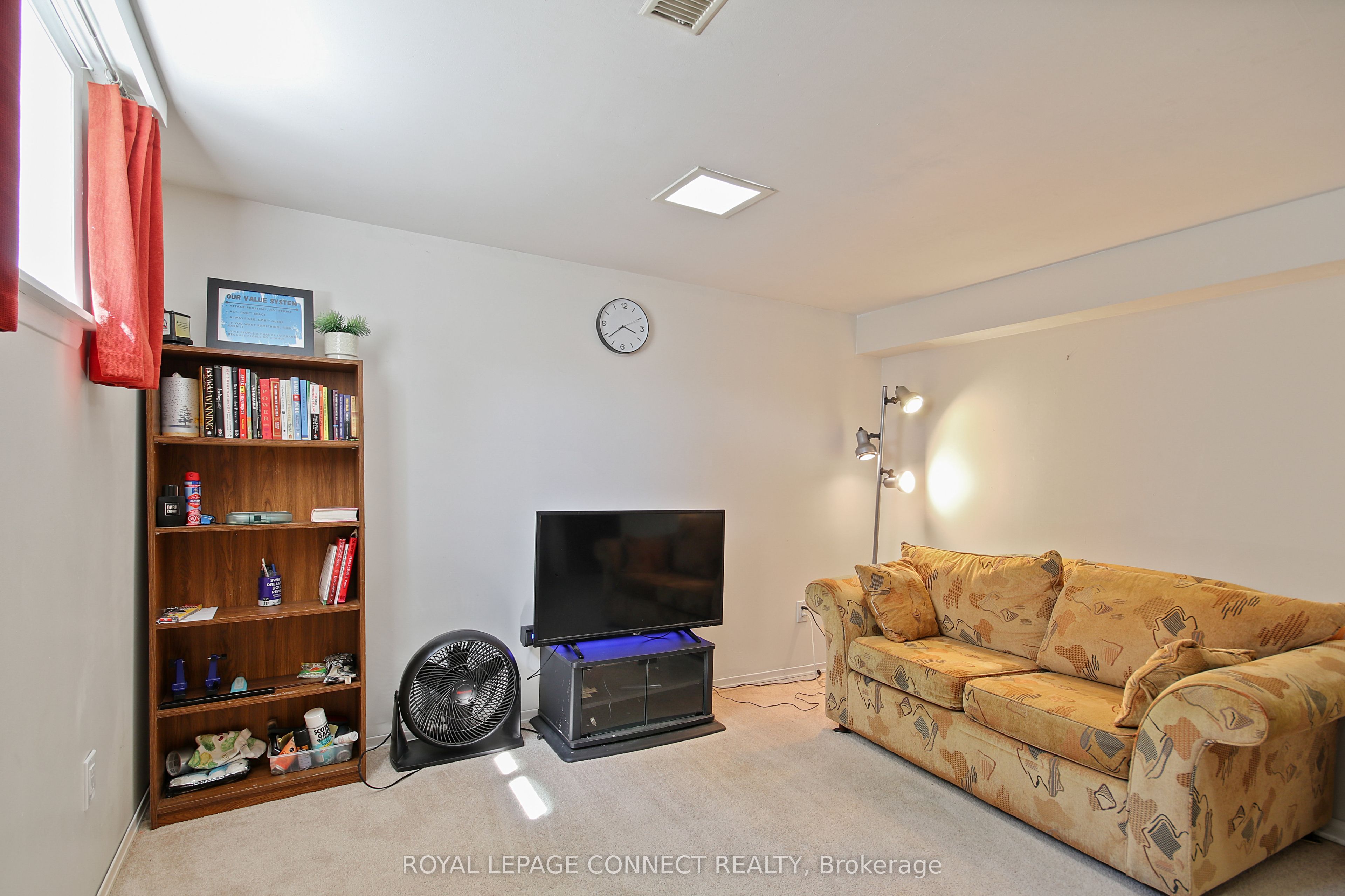 4 Sundance Crescent Property Photo 34