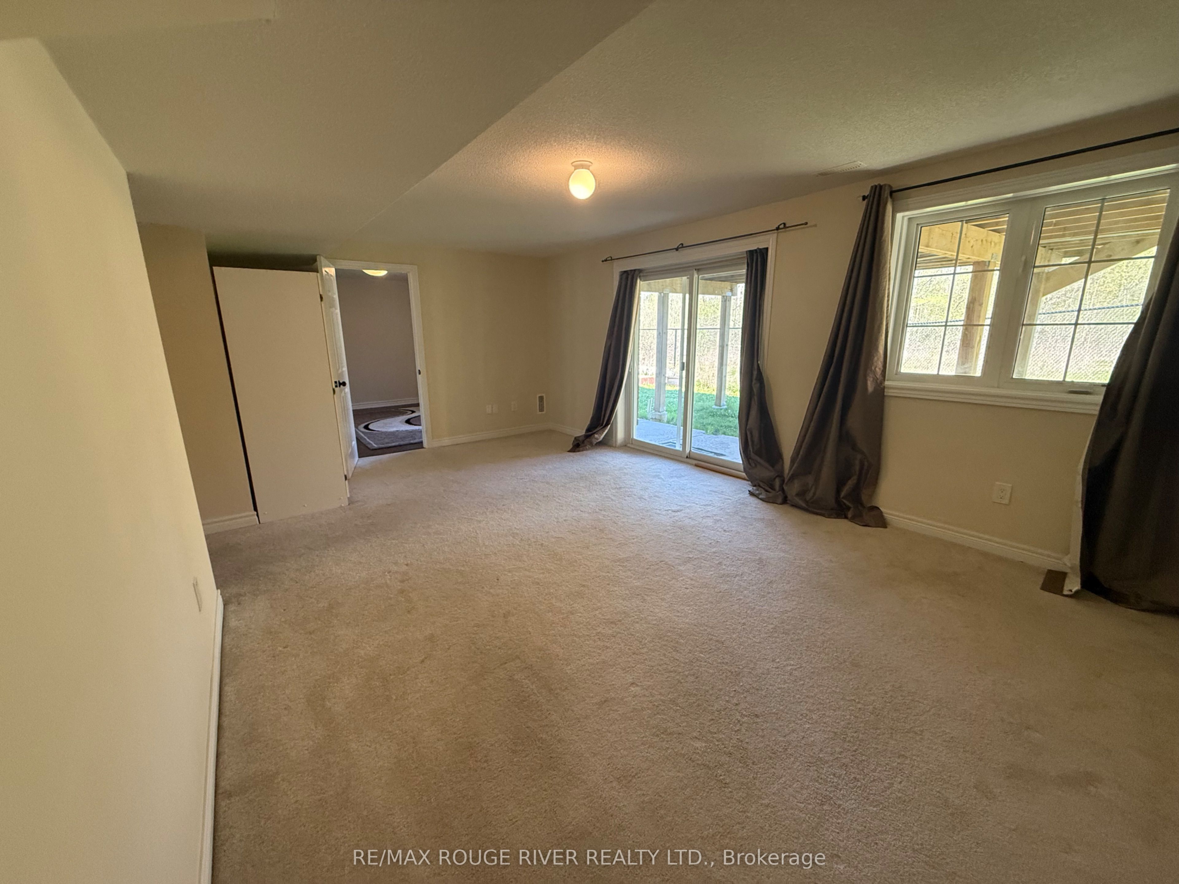 140 Rushworth Drive Bsmt Property Photo 3