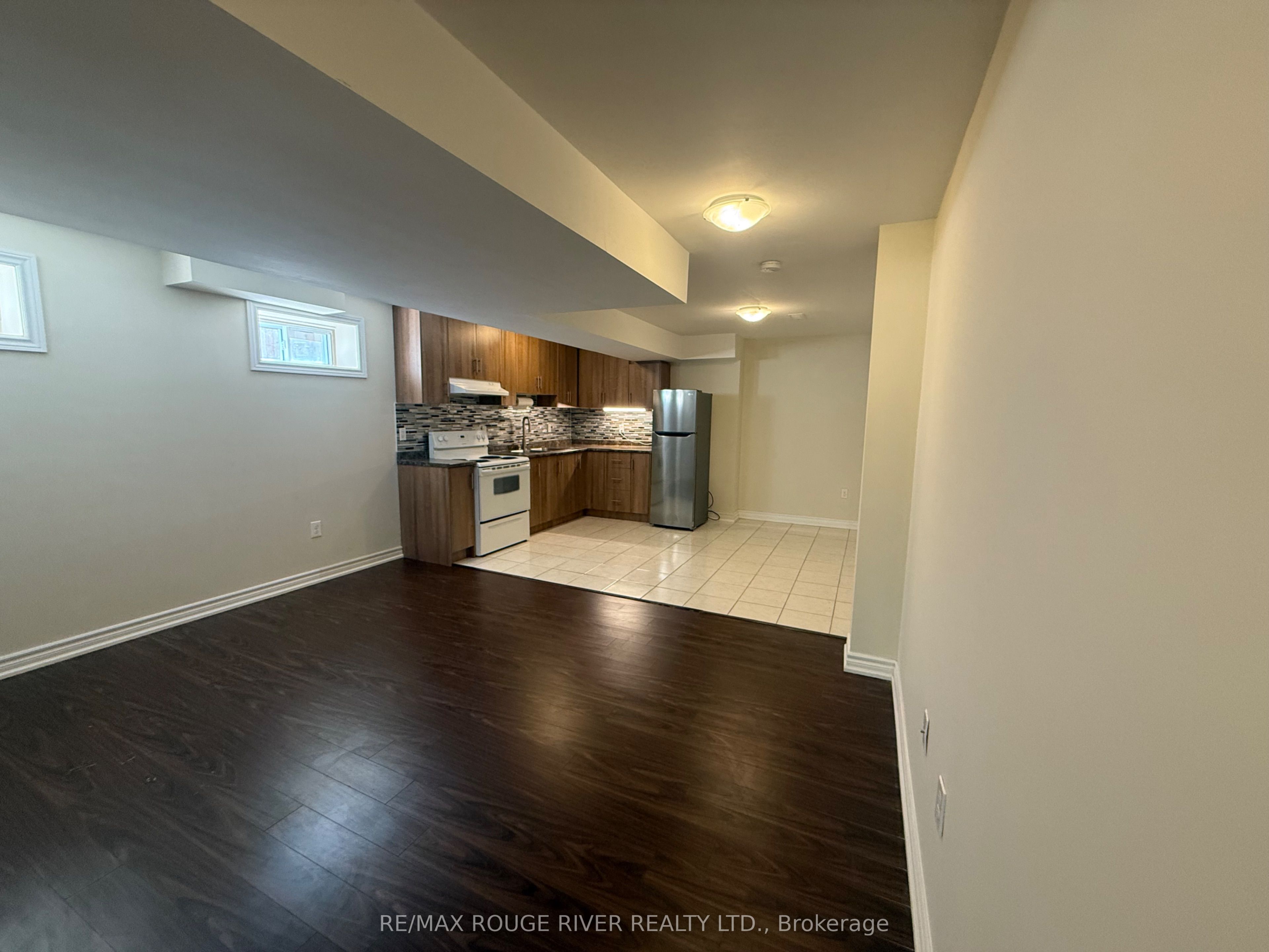 140 Rushworth Drive Bsmt Property Photo 6