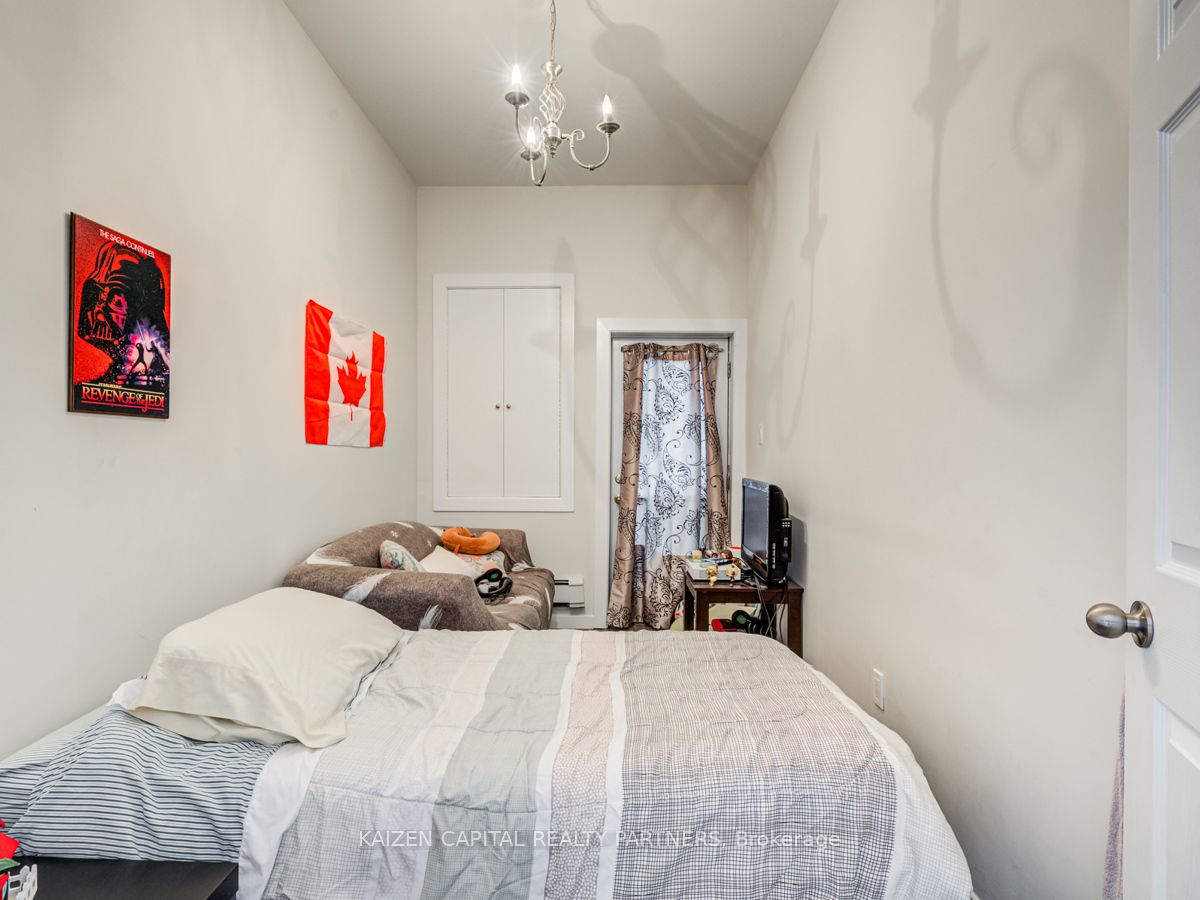 3224 Danforth Avenue Property Photo 16