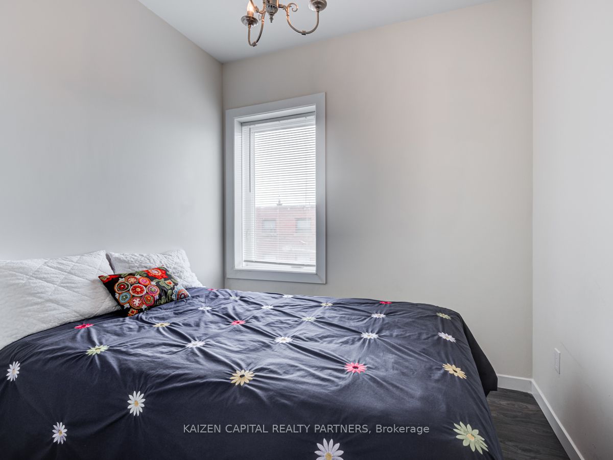 3224 Danforth Avenue Property Photo 23