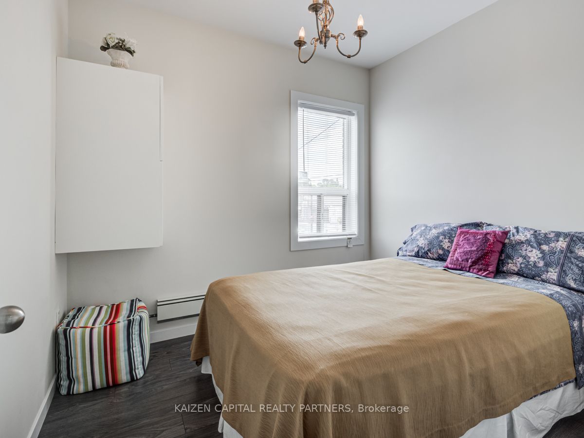 3224 Danforth Avenue Property Photo 27