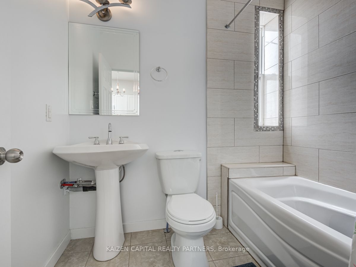 3224 Danforth Avenue Property Photo 30