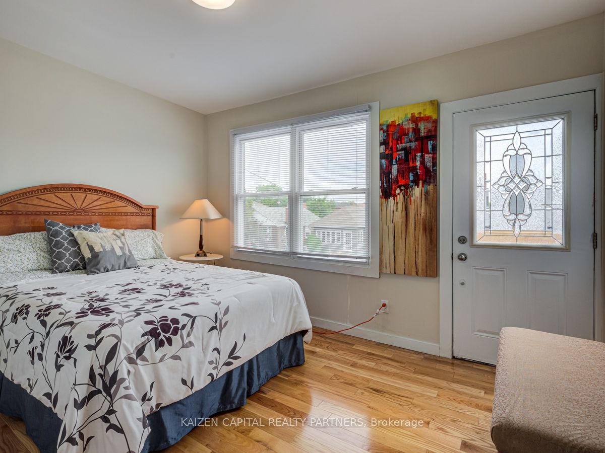 3224 Danforth Avenue Property Photo 37