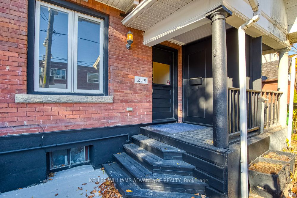 218 Broadview Avenue Property Photo 2