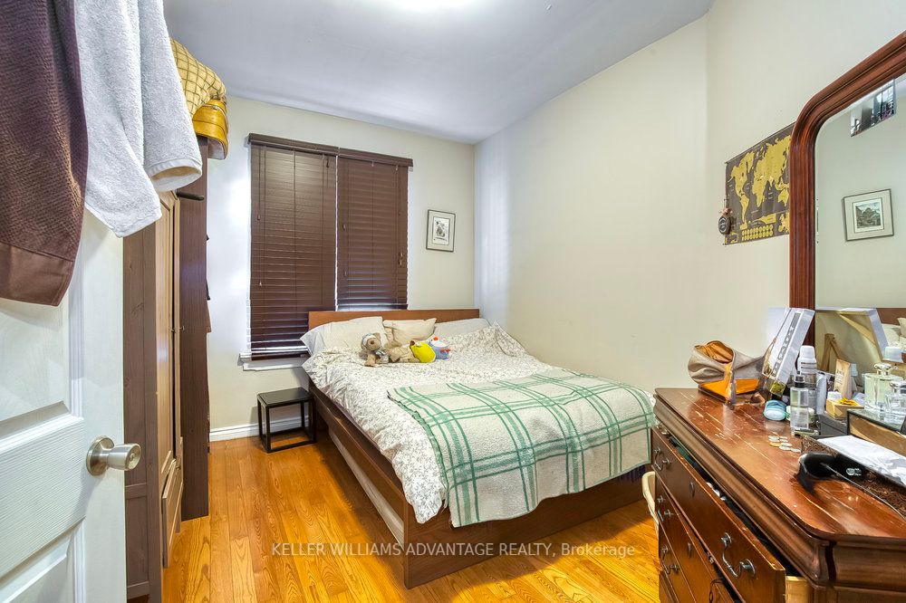 218 Broadview Avenue Property Photo 5