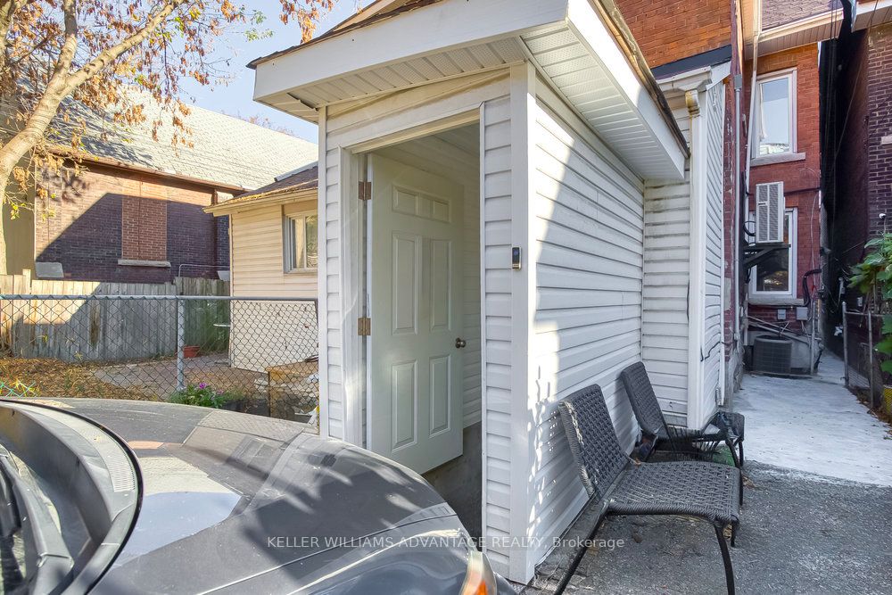 218 Broadview Avenue Property Photo 26