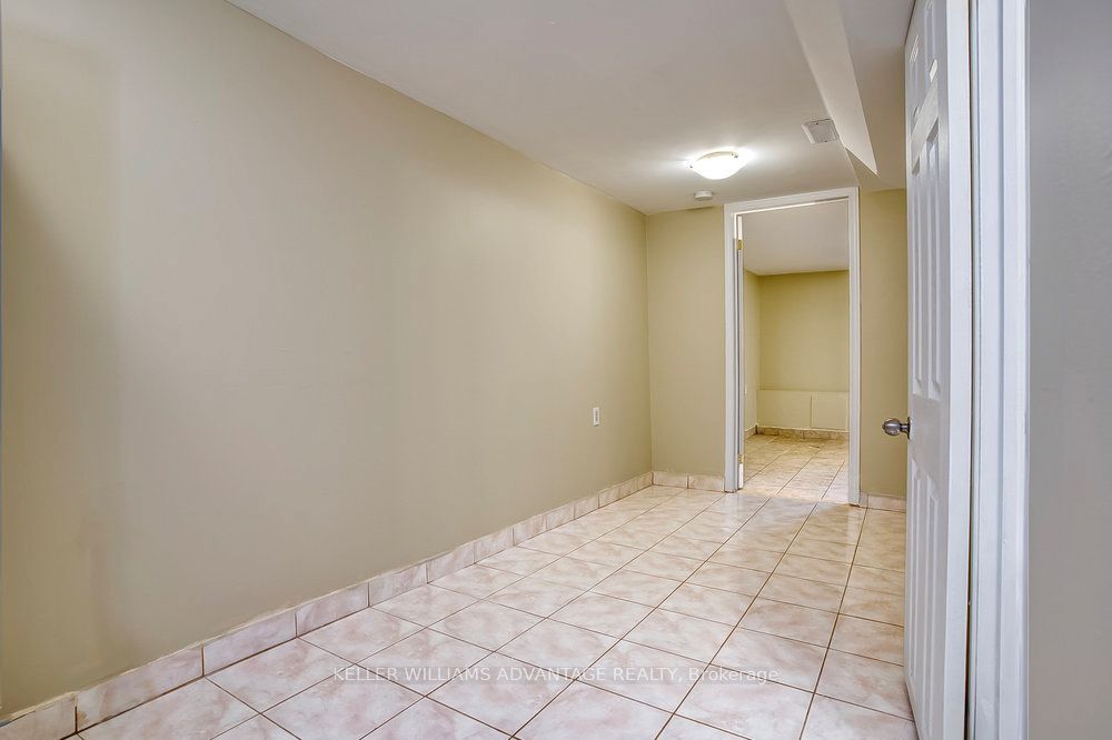 218 Broadview Avenue Property Photo 32