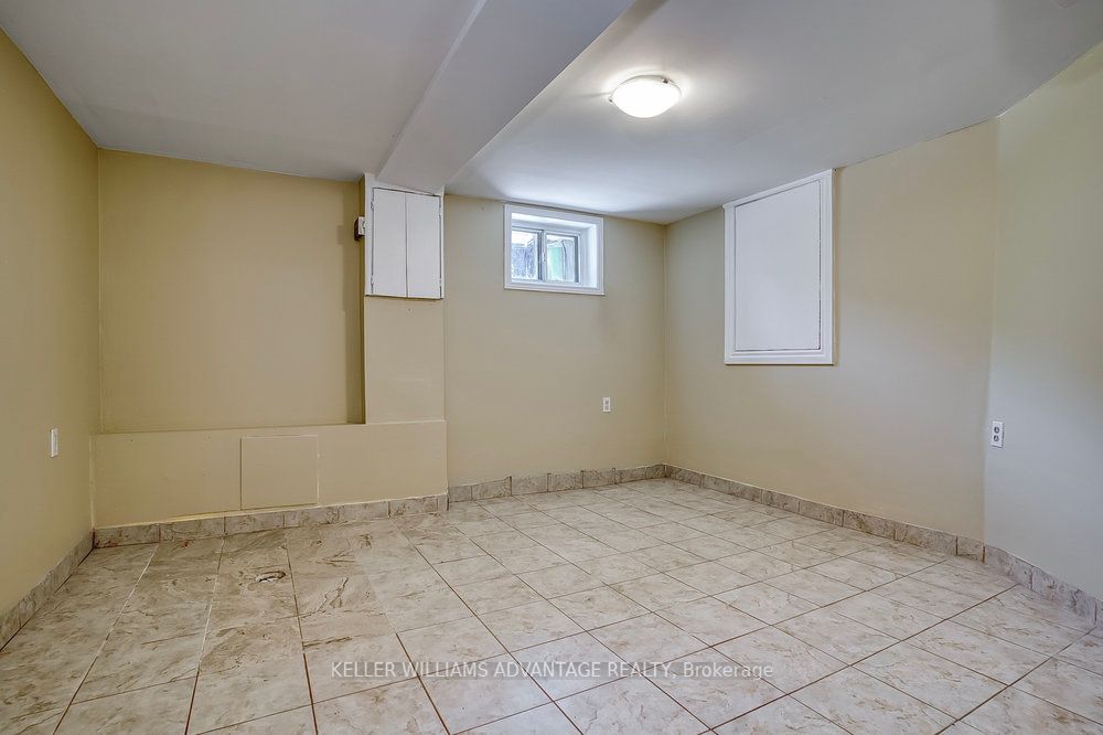 218 Broadview Avenue Property Photo 37