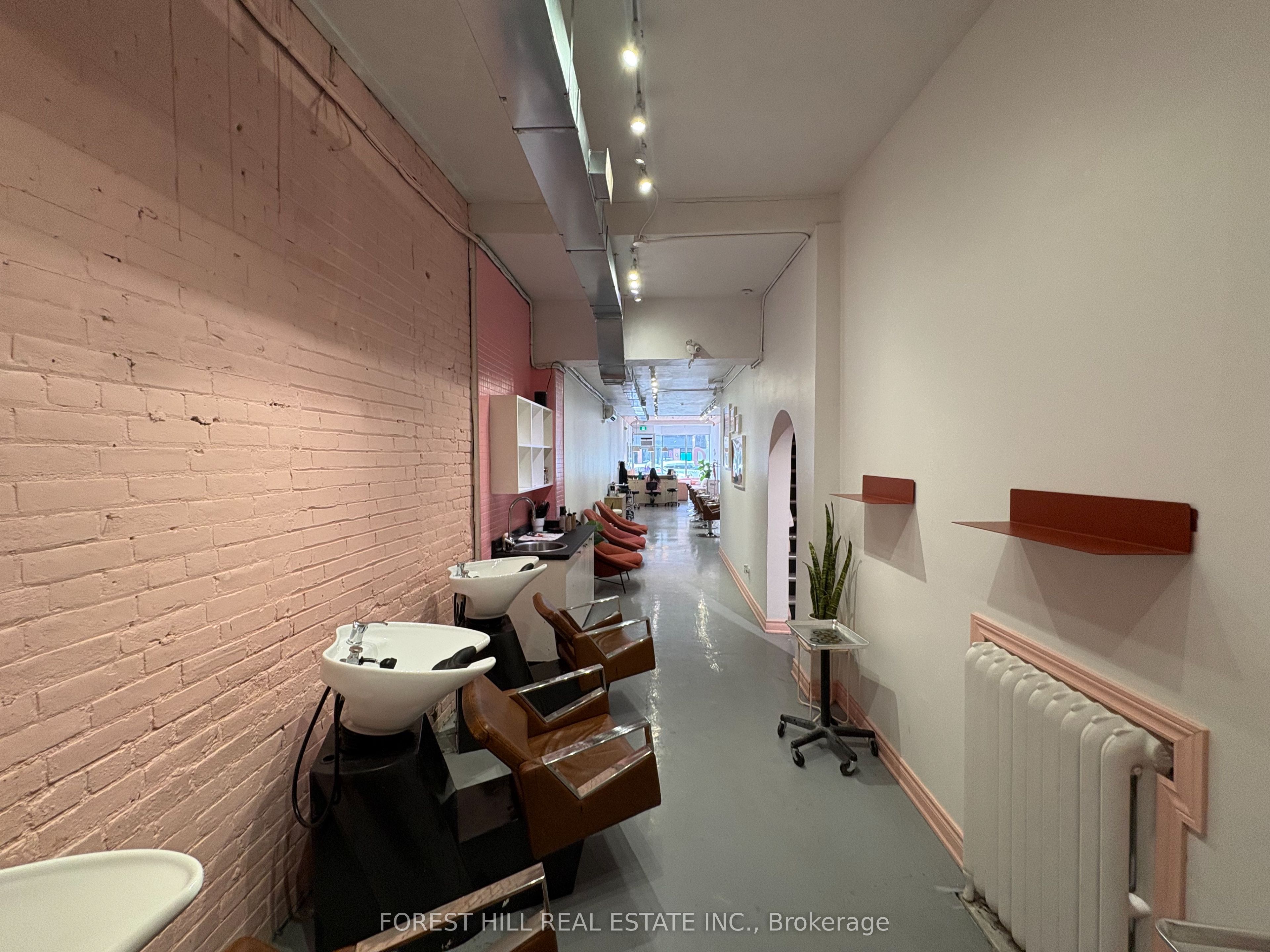 724 1/2 Queen Street Property Photo 10