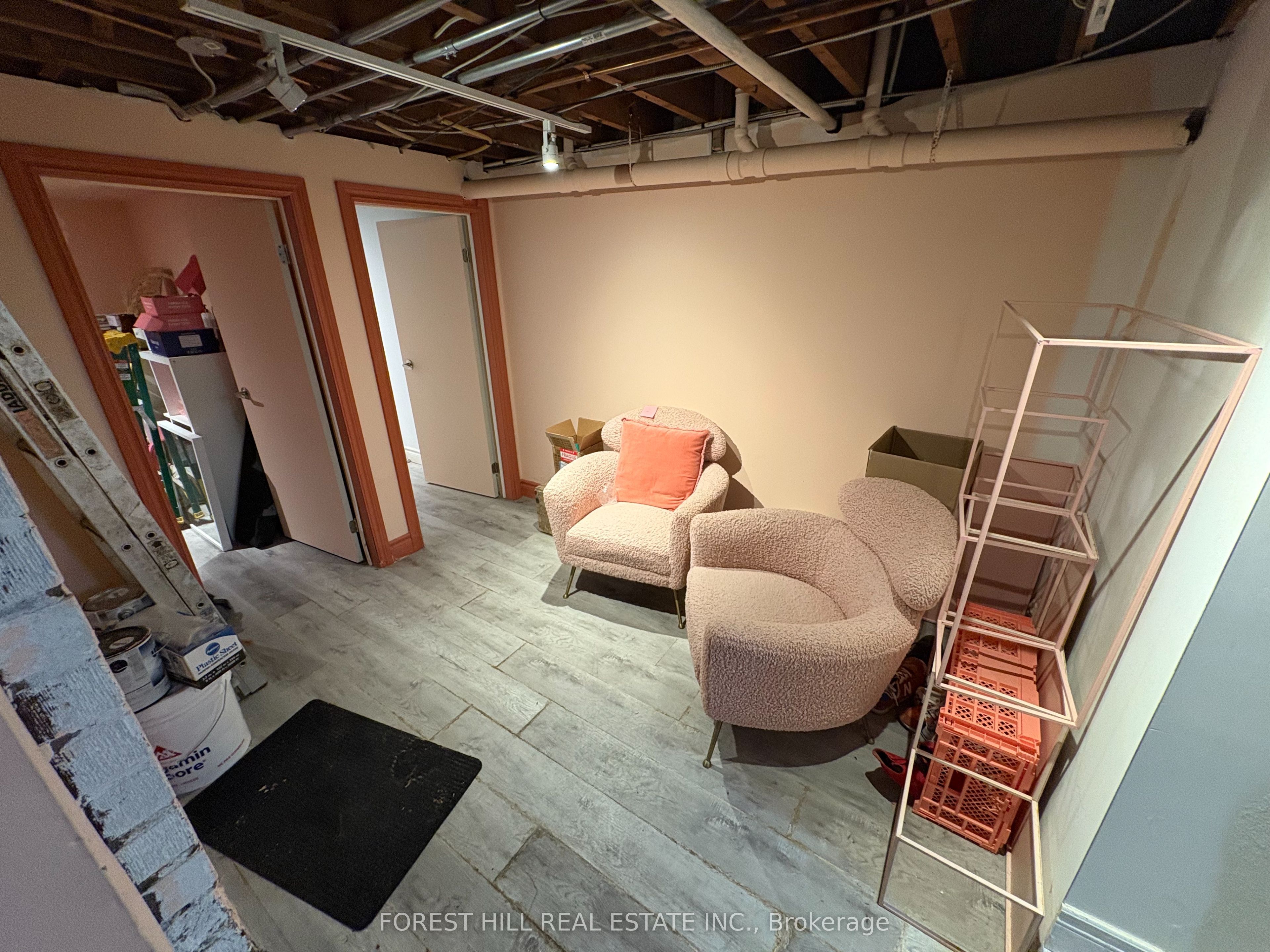 724 1/2 Queen Street Property Photo 12