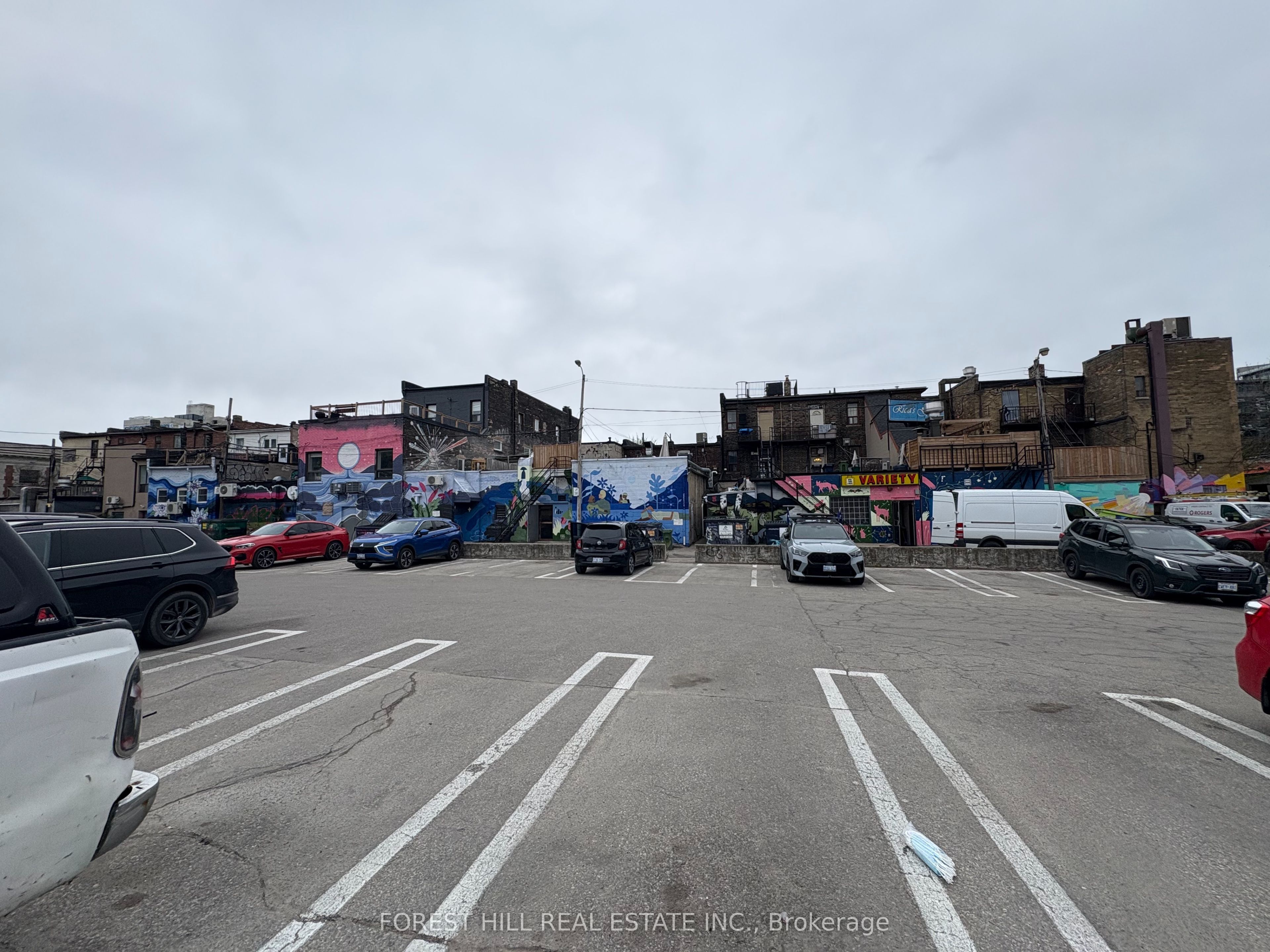 724 1/2 Queen Street Property Photo 14
