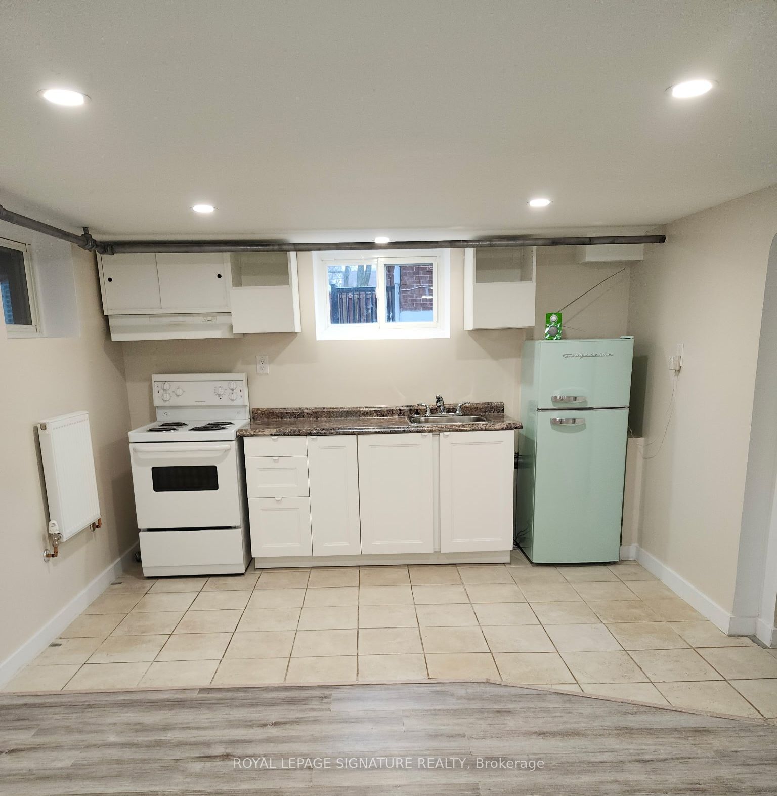 33 Sharpe Street Lower Property Photo 2