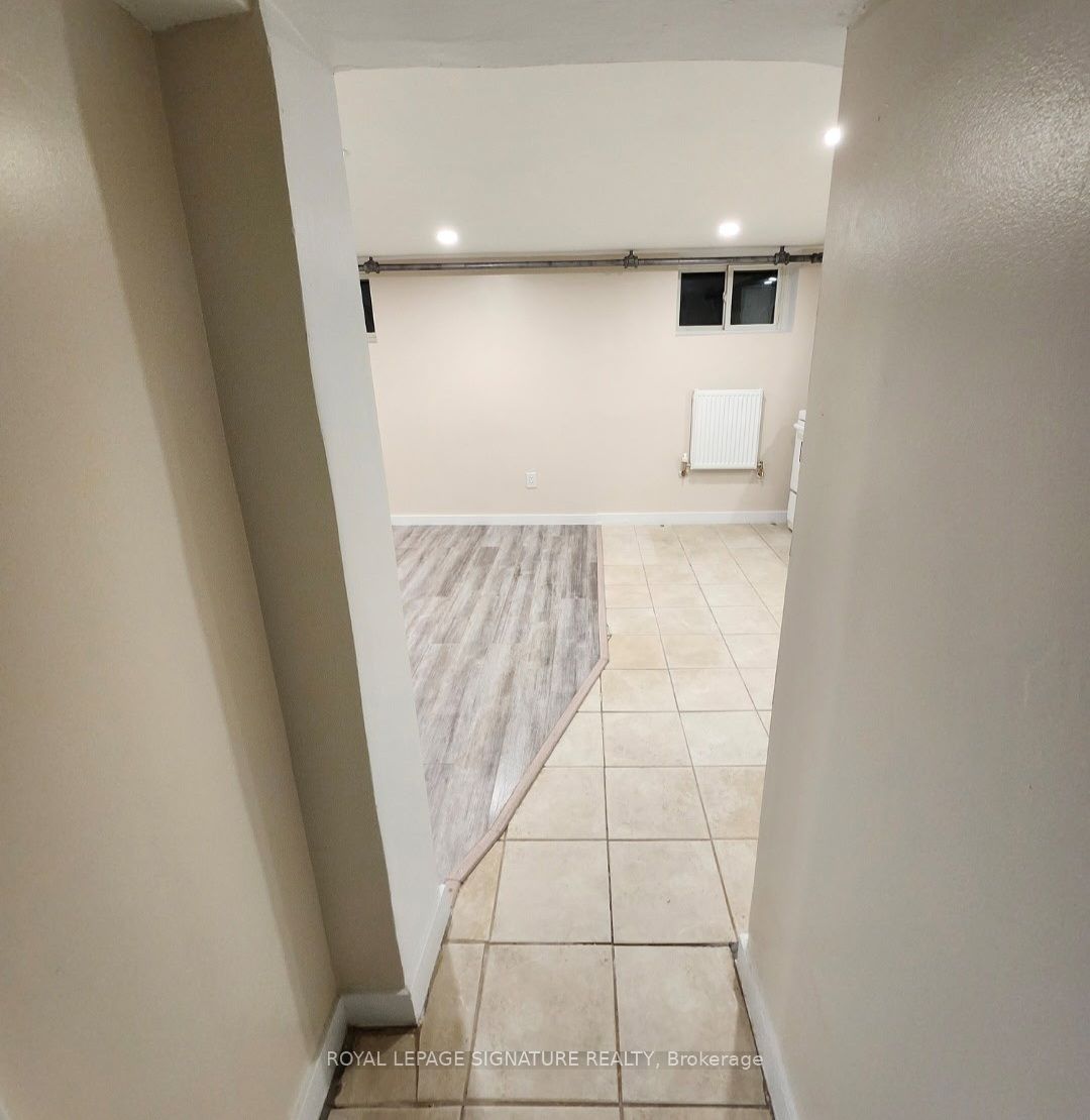 33 Sharpe Street Lower Property Photo 8