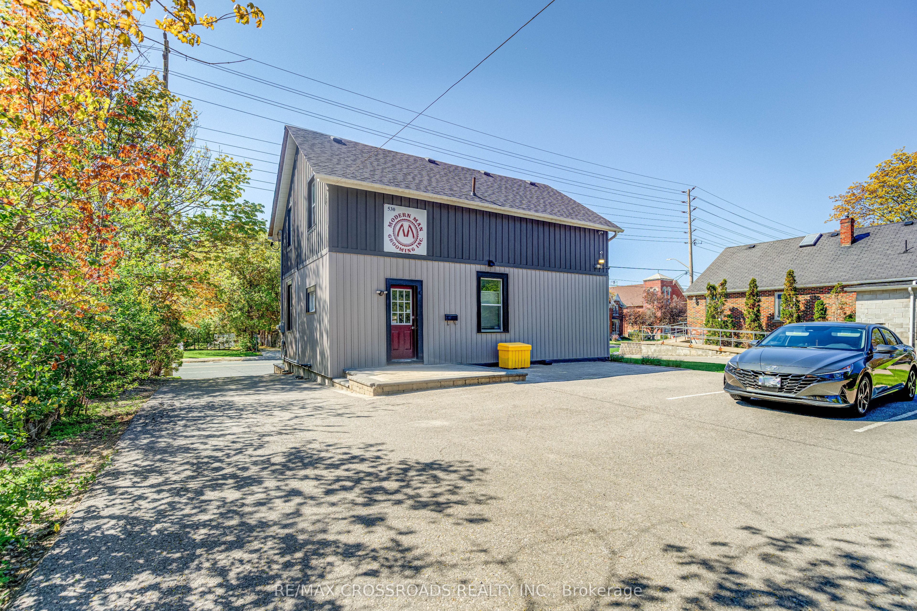 530 Kingston Road W Property Photo 24