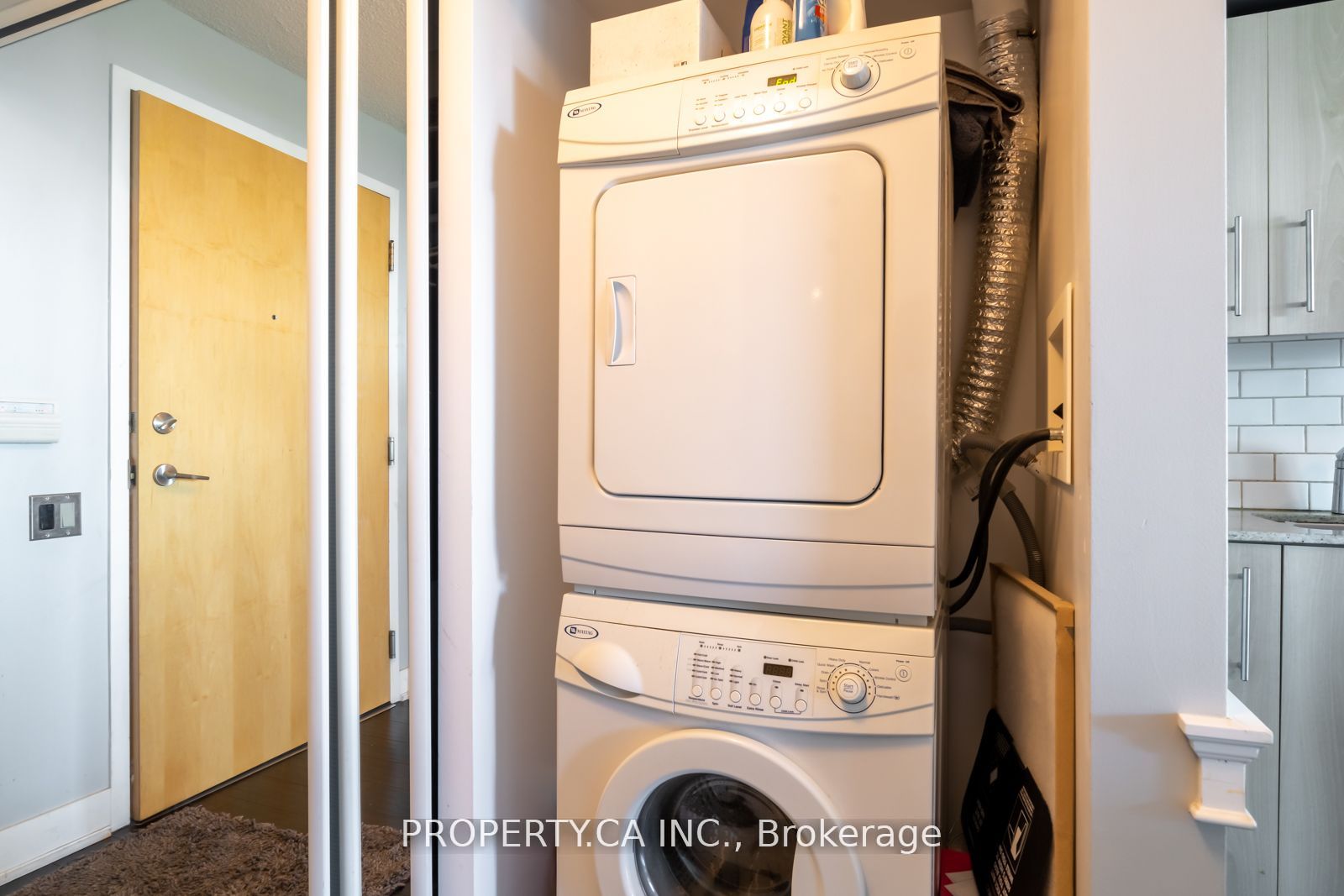 #1705 - 1048 Broadview Avenue Property Photo 14