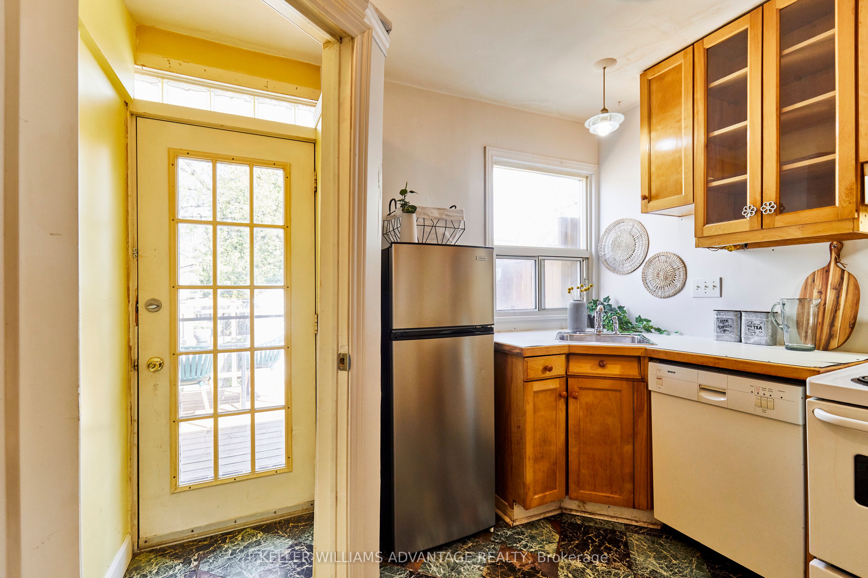808 Sammon Avenue Property Photo 14