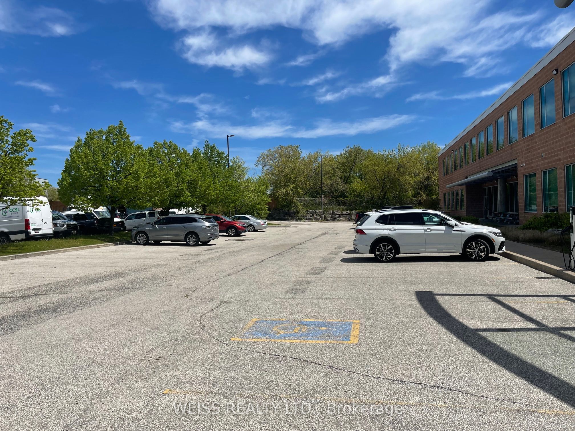 #104 - 601 Westney Road Property Photo 15