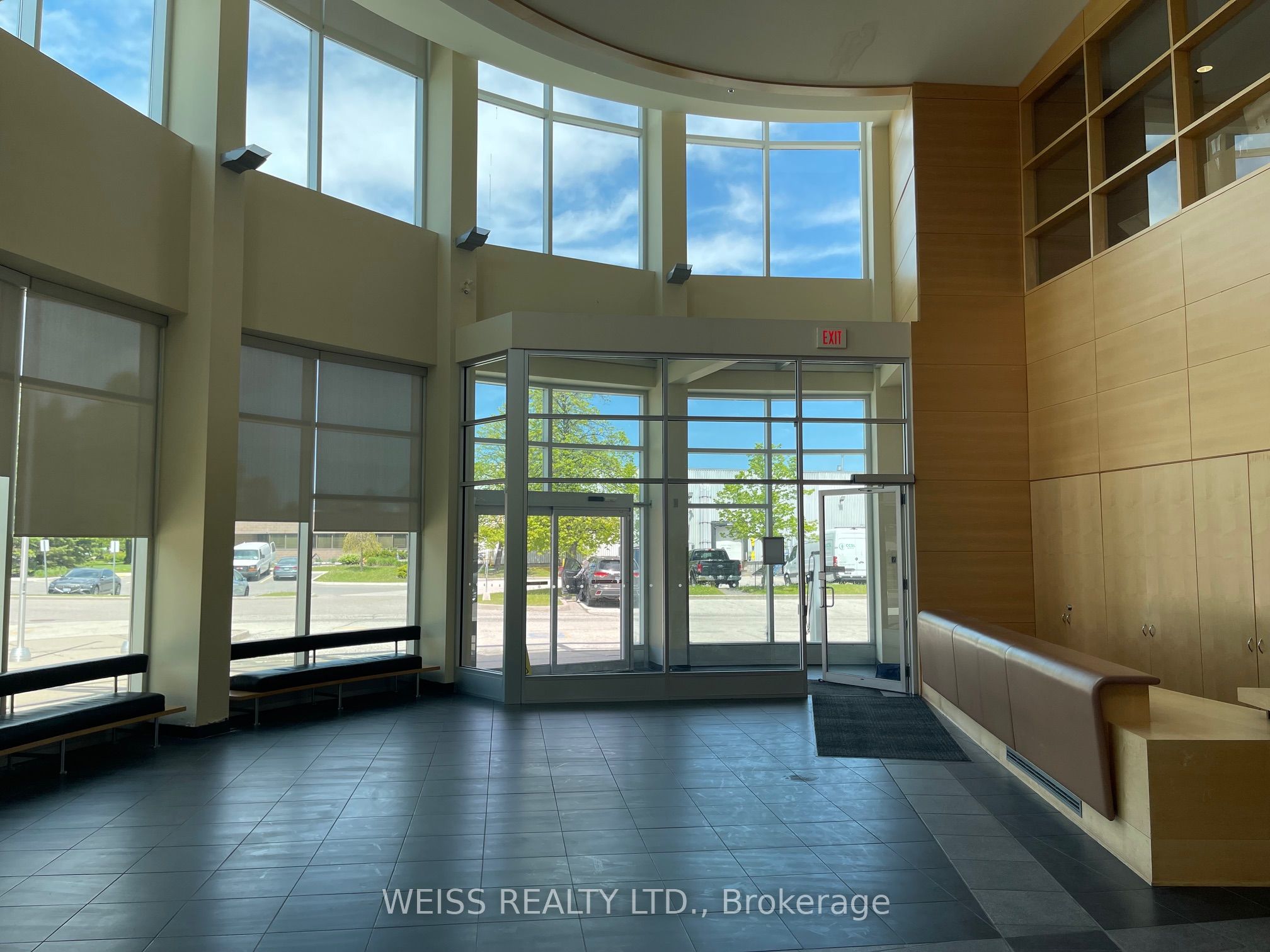 #102 - 601 Westney Road Property Photo 3