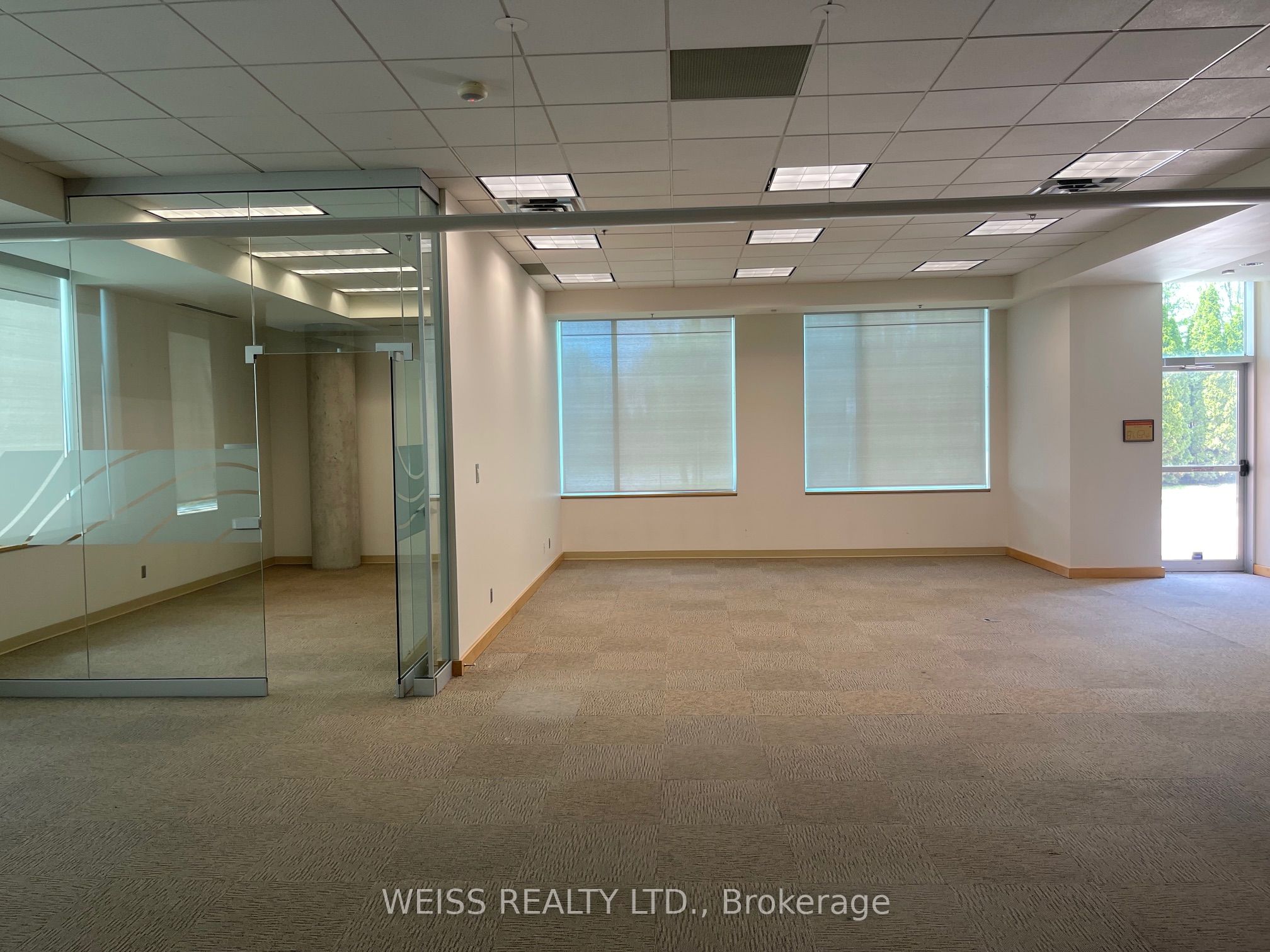 #102 - 601 Westney Road Property Photo 7