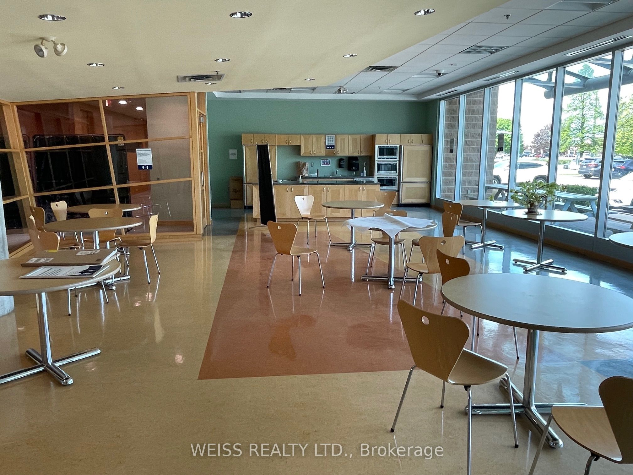 #102 - 601 Westney Road Property Photo 13