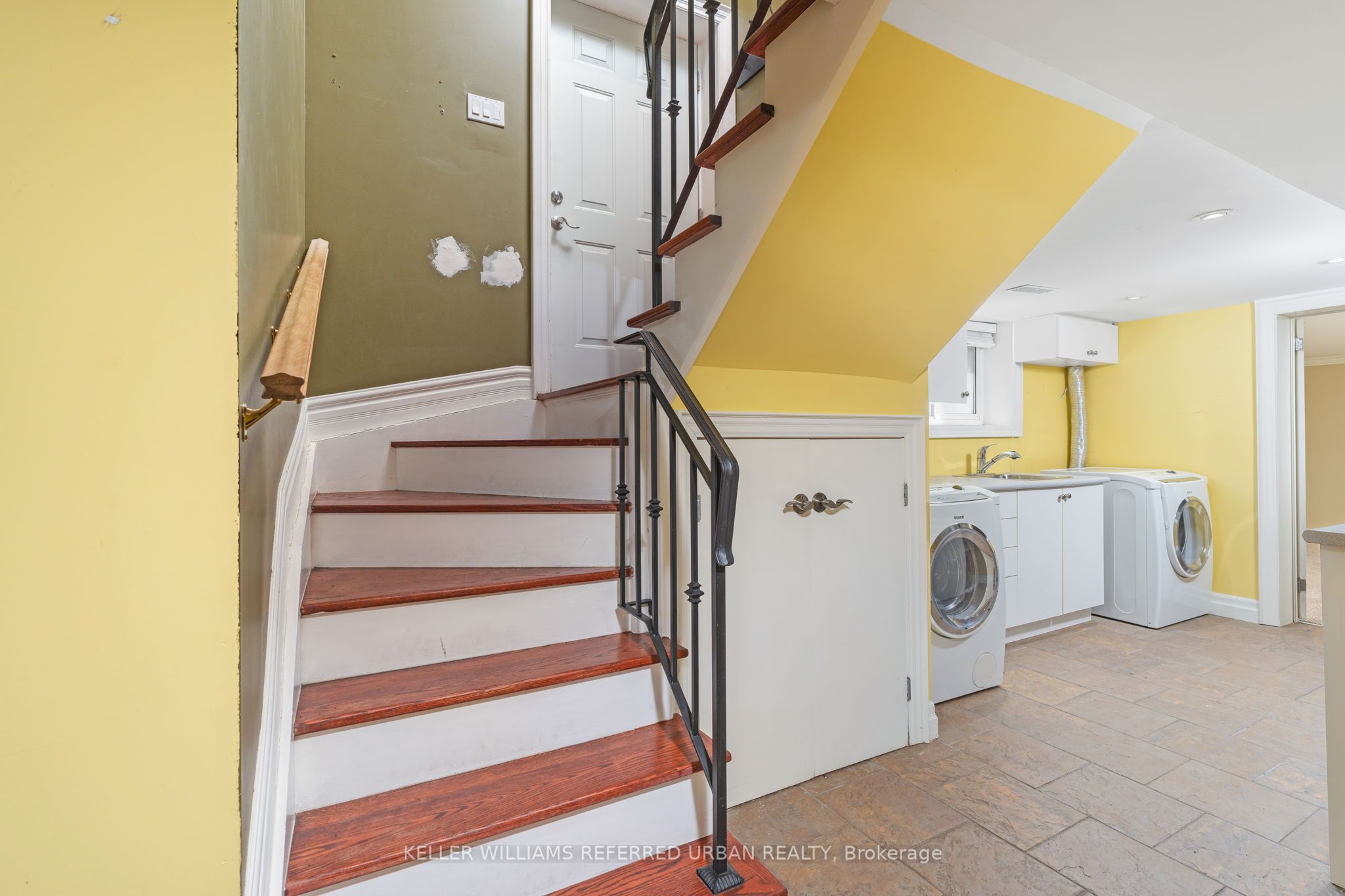 710 Pharmacy Avenue Property Photo 24