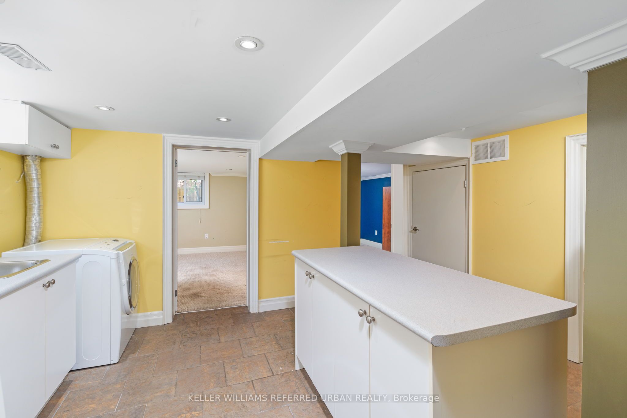 710 Pharmacy Avenue Property Photo 29