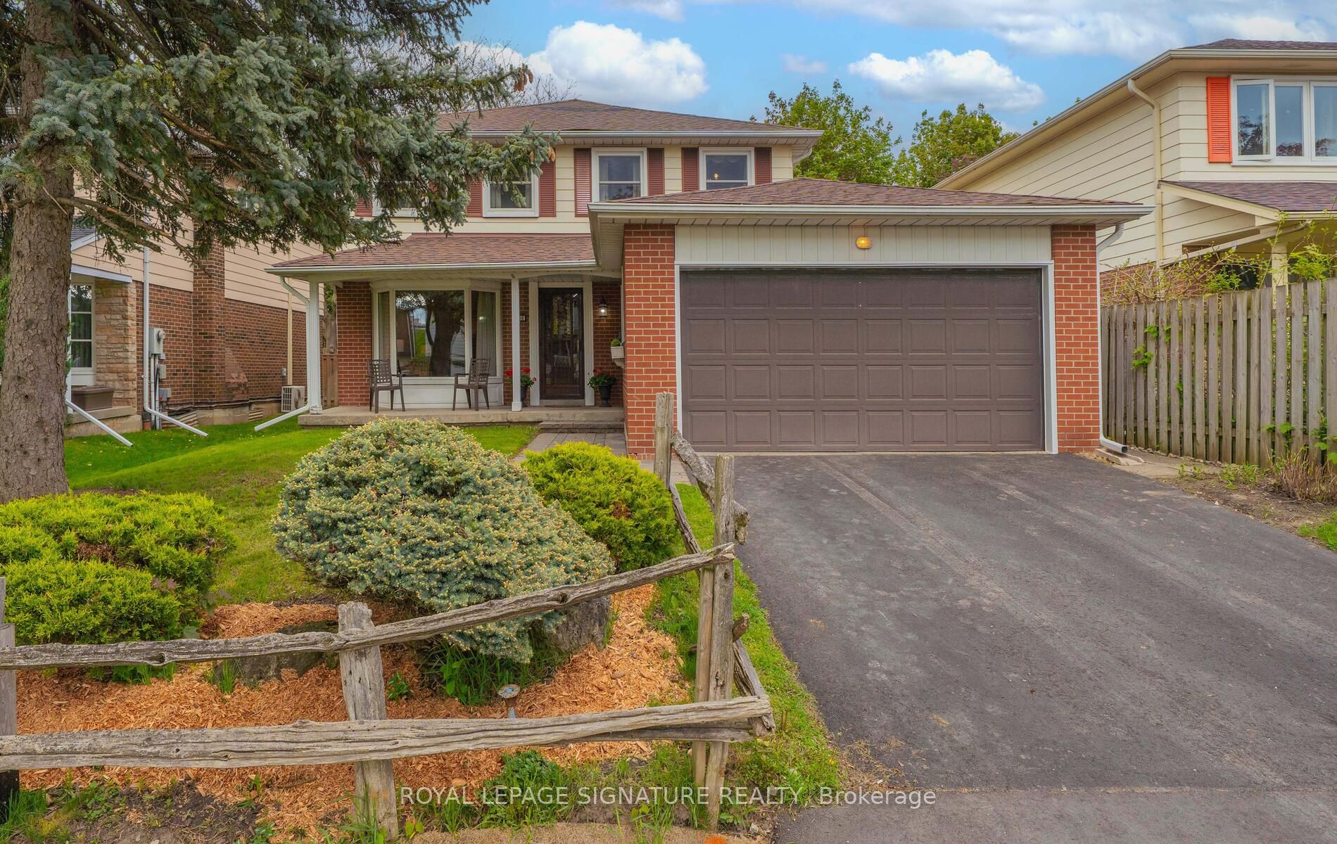 209 Timberbank Boulevard Property Photo 1