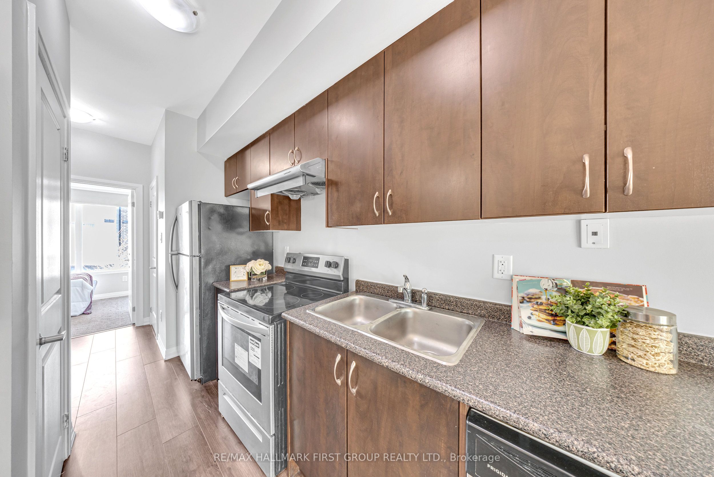1361 Neilson Road 48 Property Photo 24