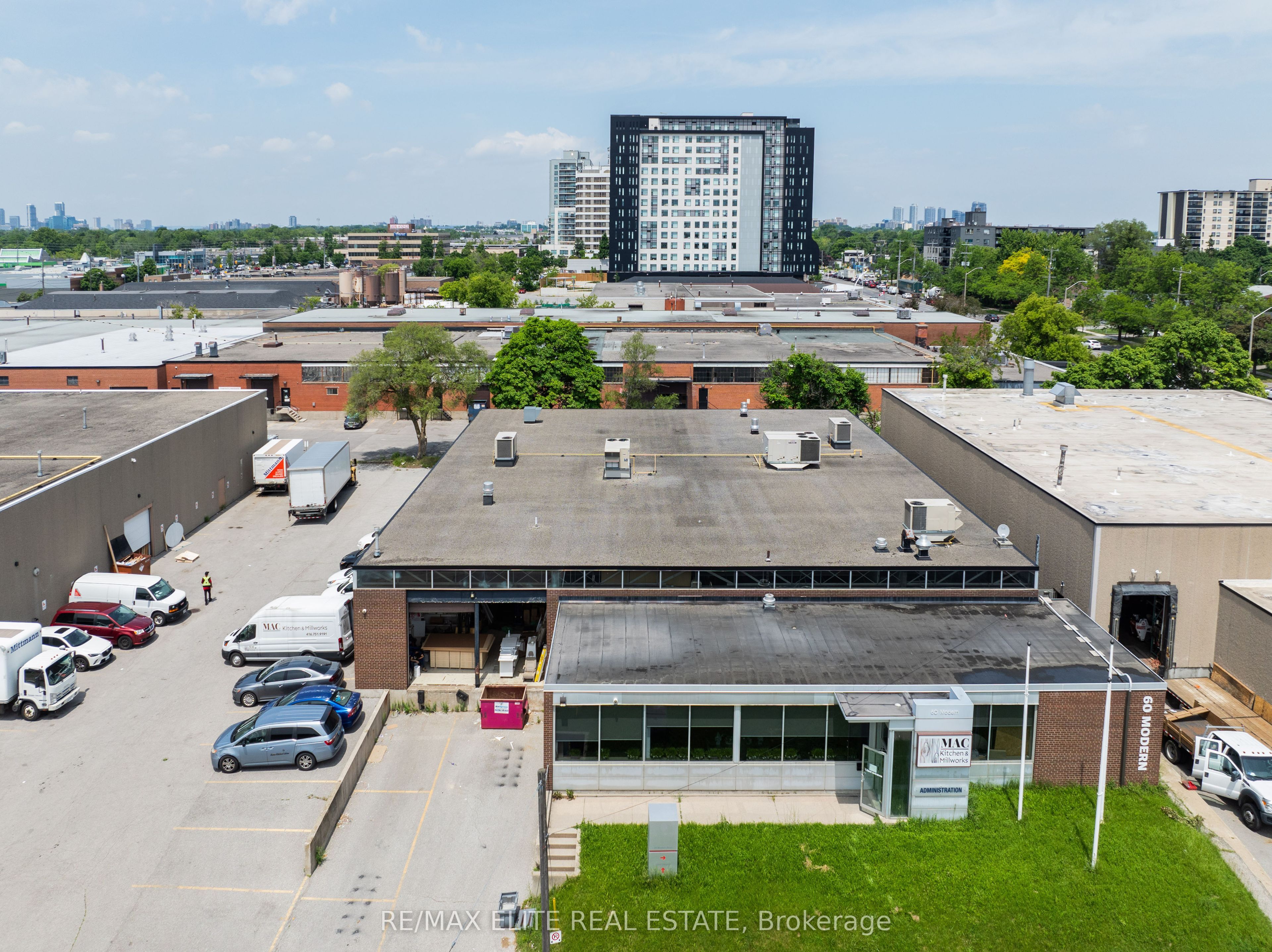60 Modern Road Property Photo 3