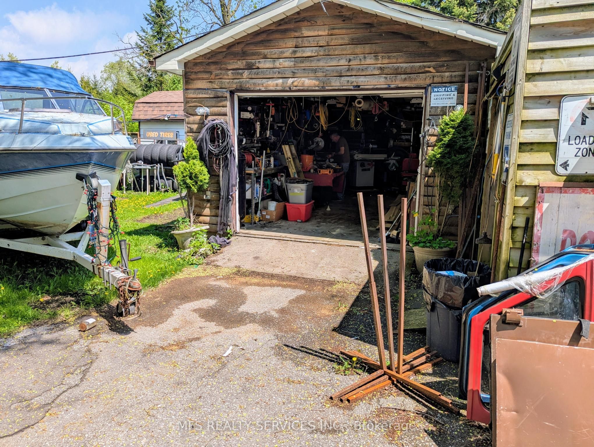 678 King Street W Property Photo 26
