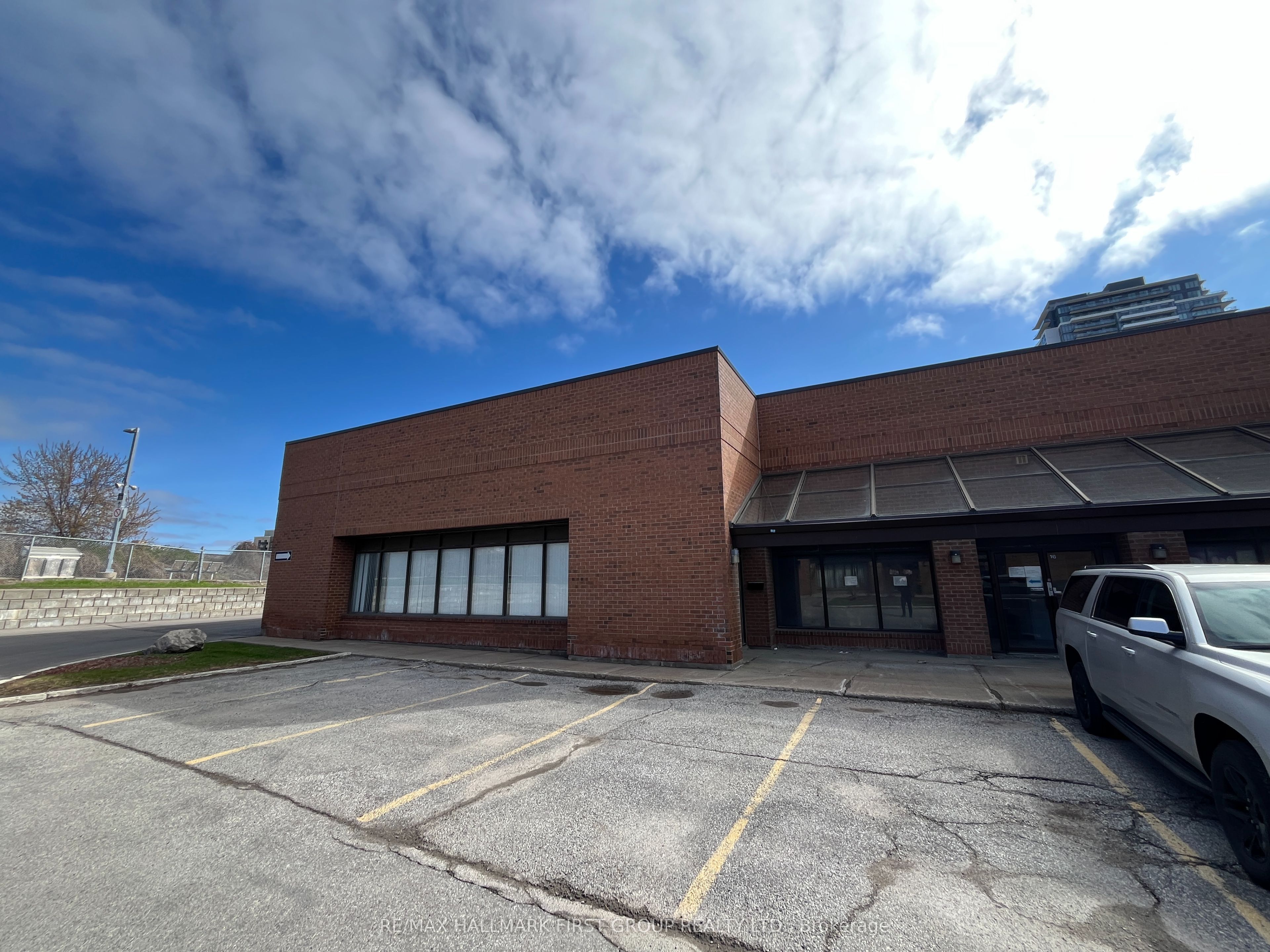 1410 Bayly St Property Photo