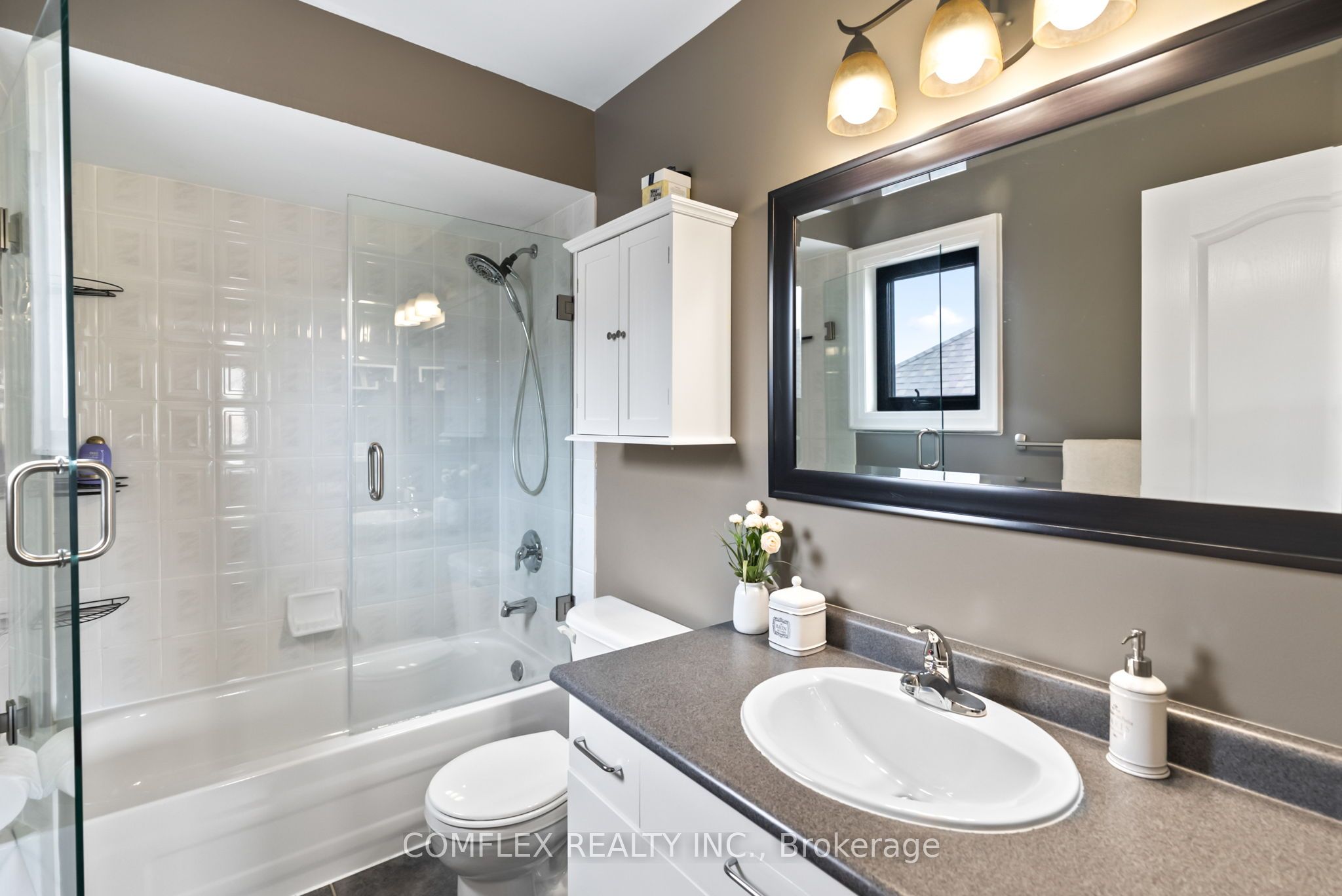 57 Hanson Crescent Property Photo 37