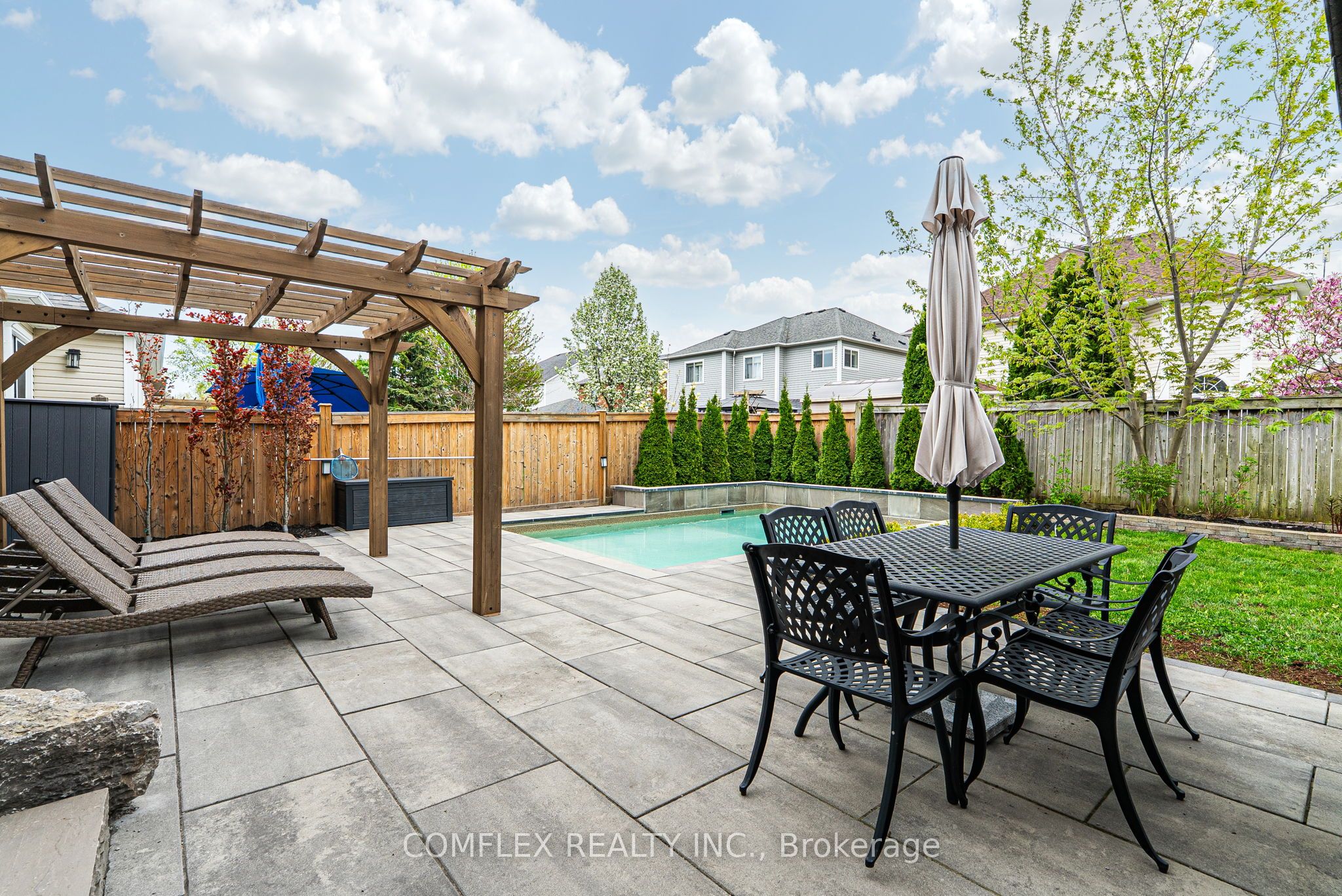 57 Hanson Crescent Property Photo 48