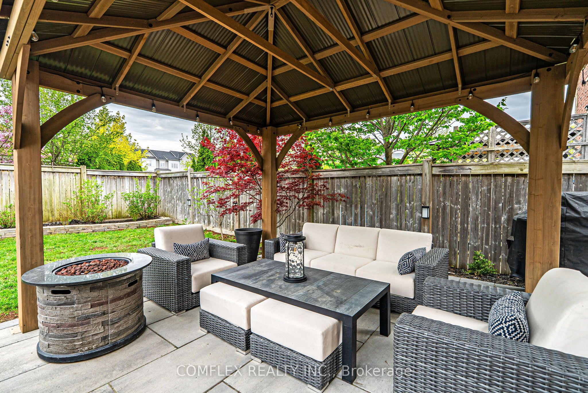 57 Hanson Crescent Property Photo 49