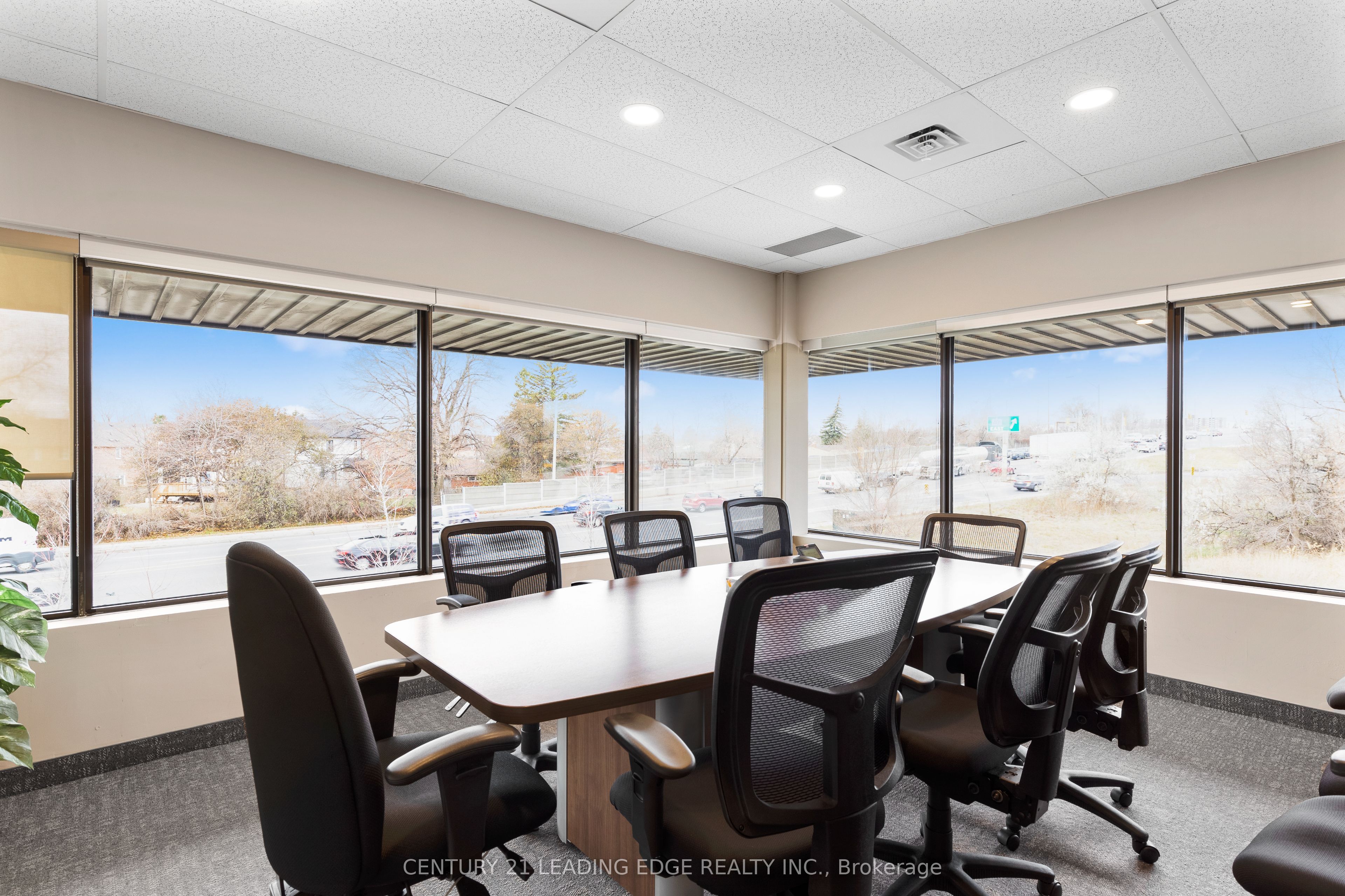 1645 Warden Avenue 201 Property Photo 10